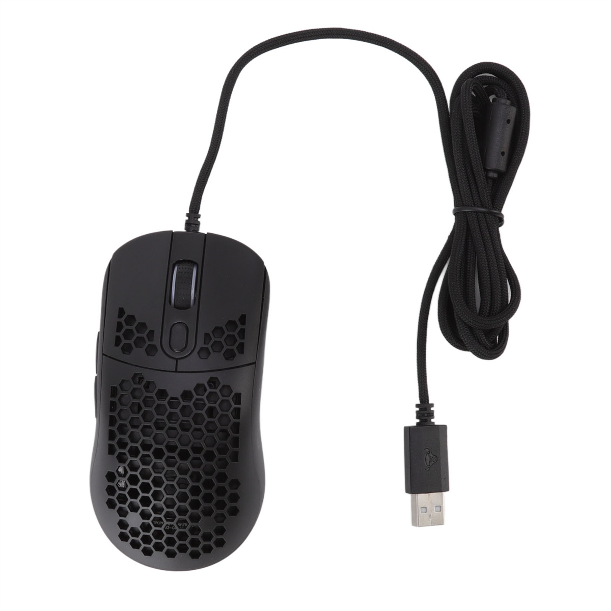 Schwarze Maus mit Wabenmuster und USB-Kabelanschluss. Liegt auf weißer Oberfläche.