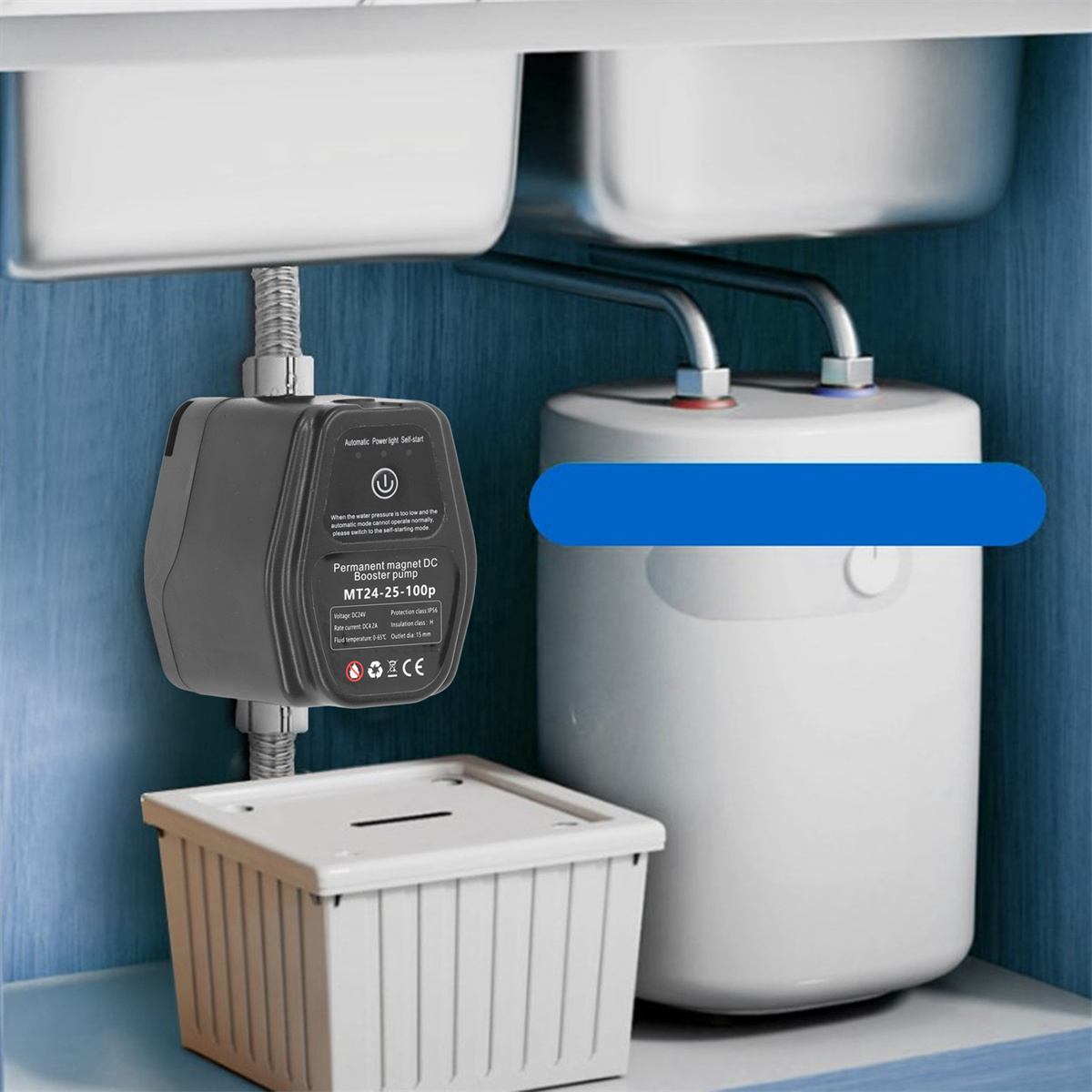 Ein Gerät, das mit Rohren unter einem Waschbecken verbunden ist, ein weißer Warmwasserbereiter und eine weiße Aufbewahrungsbox.