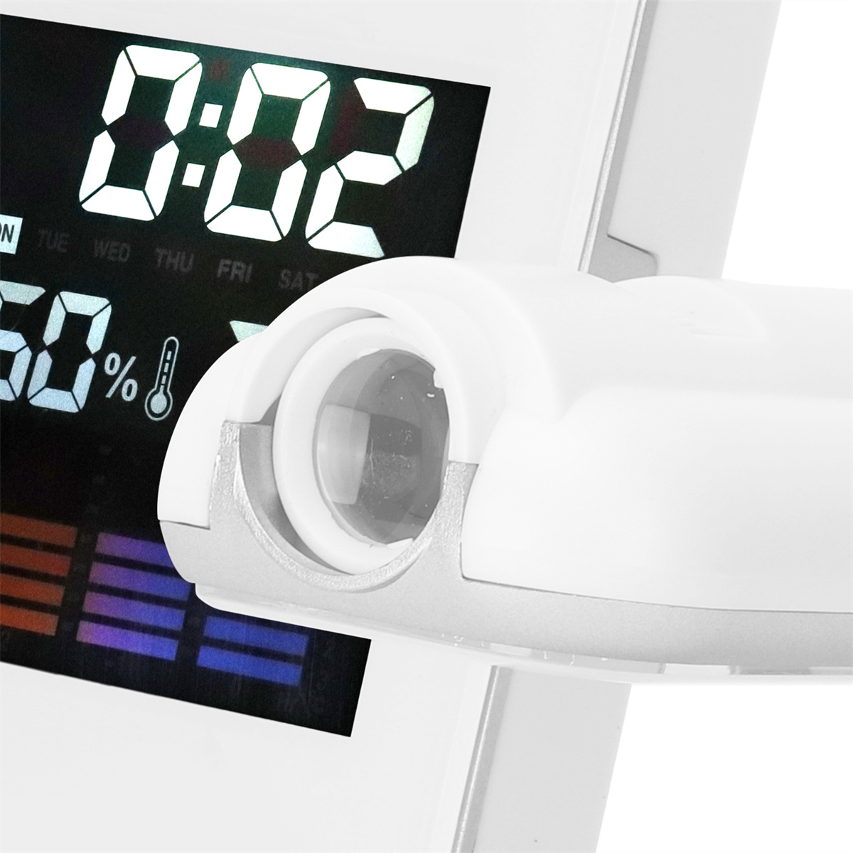Eine weiße Digitaluhr mit Projektor. Zeigt Zeit und Luftfeuchtigkeit mit einem farbigen Balkendiagramm.