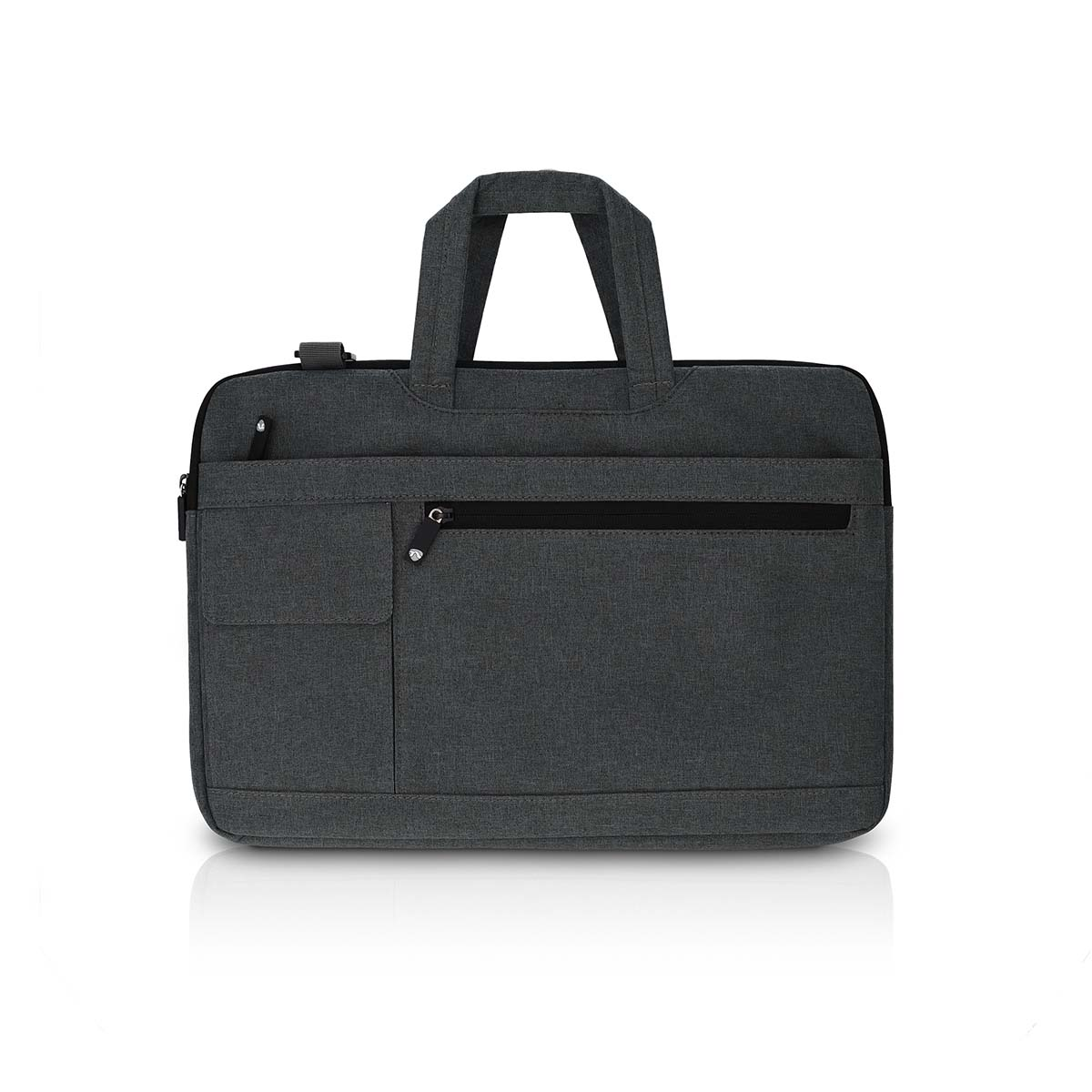 Una borsa grigia per laptop con manici e una tasca frontale. Sfondo bianco. La borsa è chiusa.