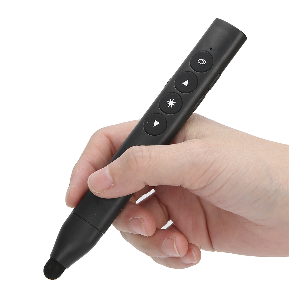Schwarzer Präsentations-Pointer in der Hand. Er hat Knöpfe und eine Spitze.