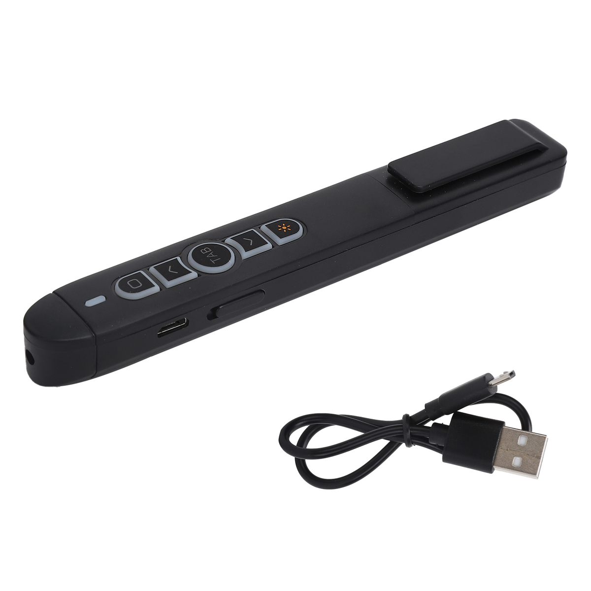 Ein schwarzer Präsentations-Clicker mit Knöpfen und einem USB-Ladekabel daneben.