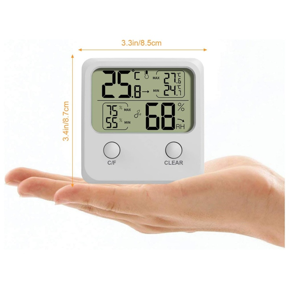 Digitales Thermometer, das Temperatur und Luftfeuchtigkeit anzeigt, in einer Hand vor Weiß gehalten.