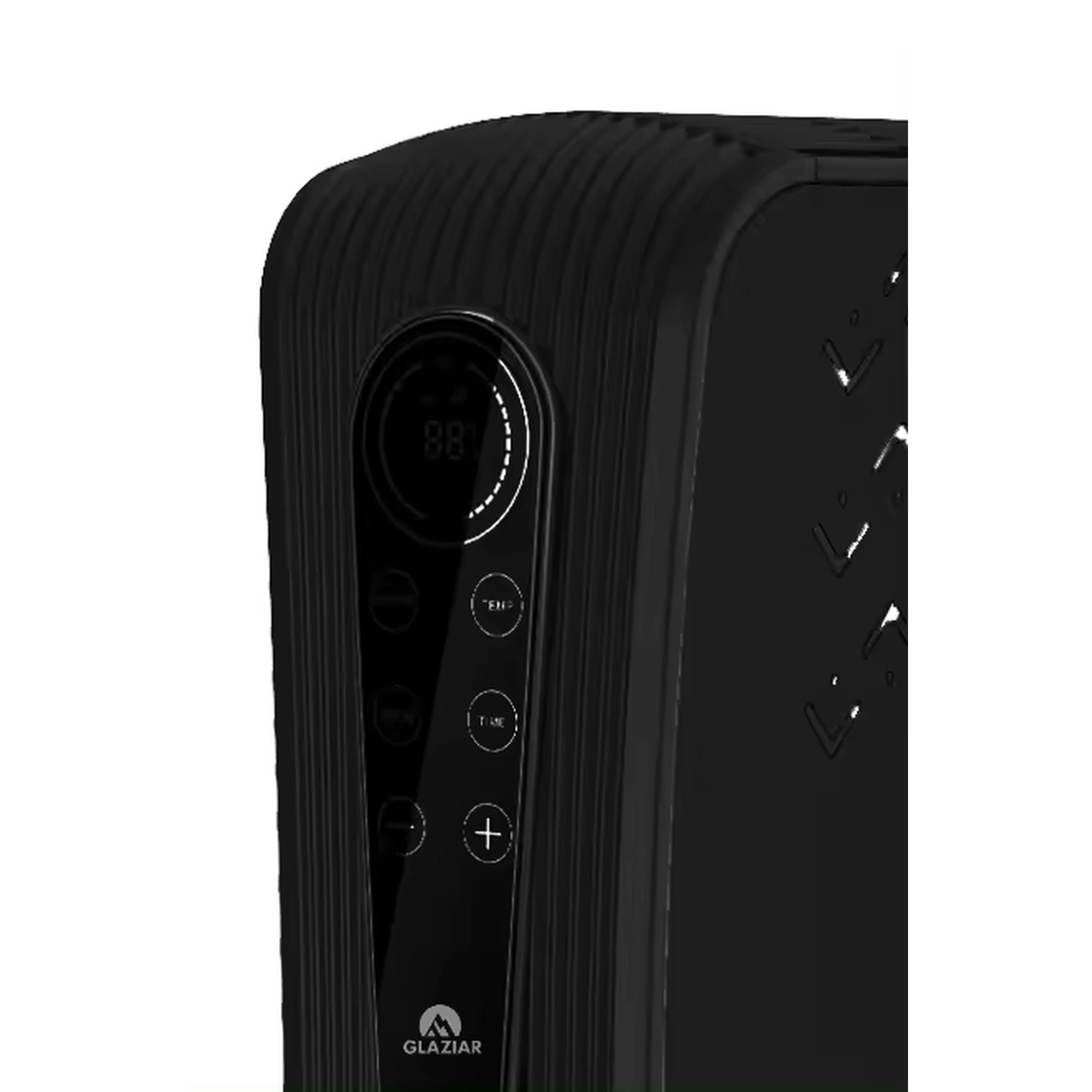 Primer plano de un panel de calefactor digital negro con pantalla y botones. La marca es Glaziar.