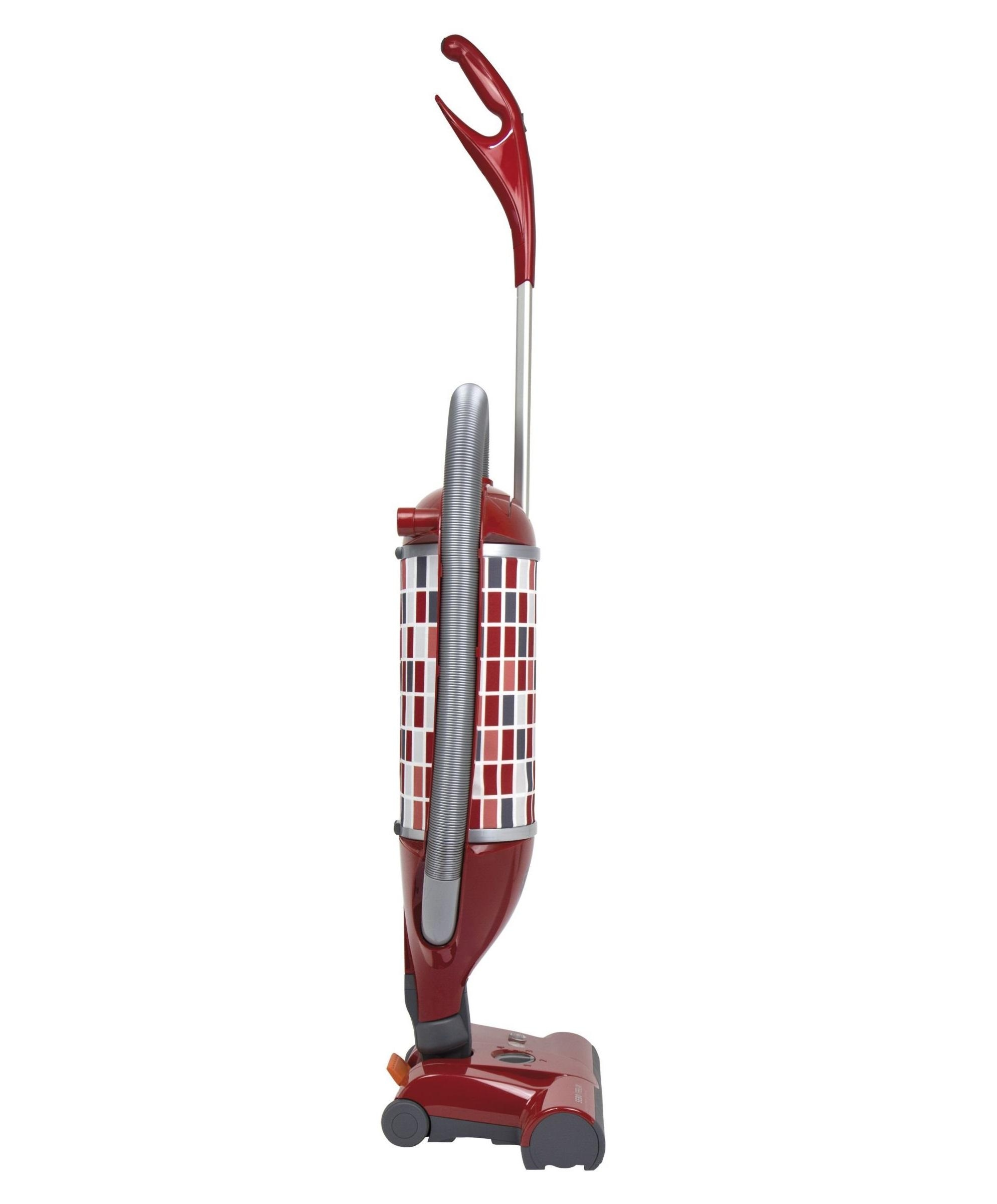 Roter Staubsauger, aufrechtes Design, mit Griff und Schlauch. Mit Schachbrettmuster.