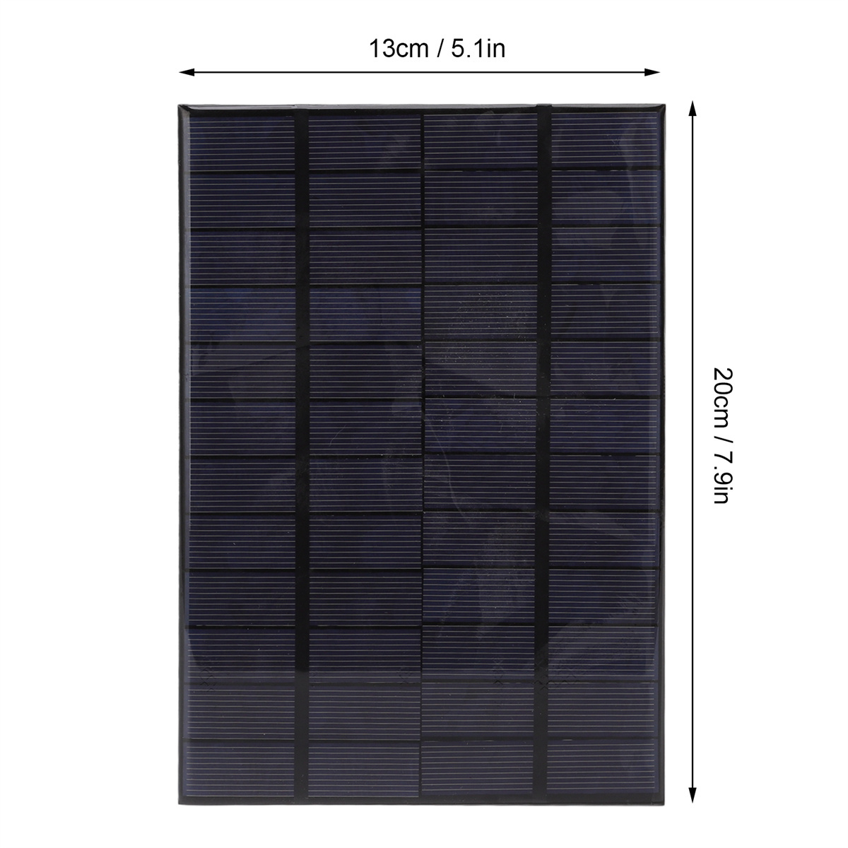 Schwarzes Solarmodul mit den Abmessungen: 13x20cm.
