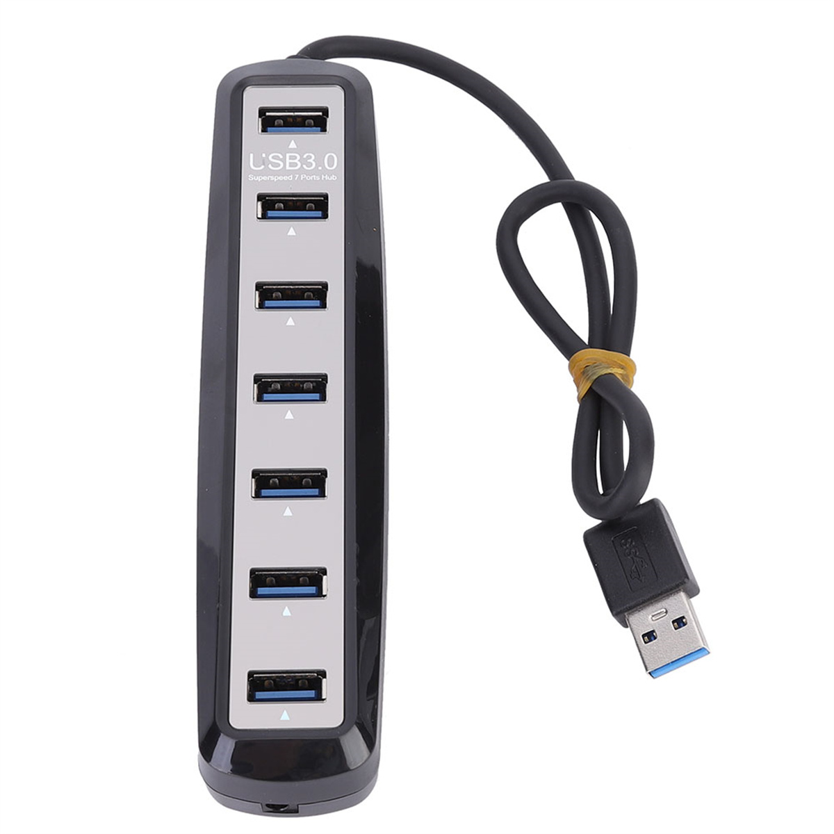 Schwarzer USB-Hub mit 7 Anschlüssen und einem USB-Kabel mit blauem Stecker.