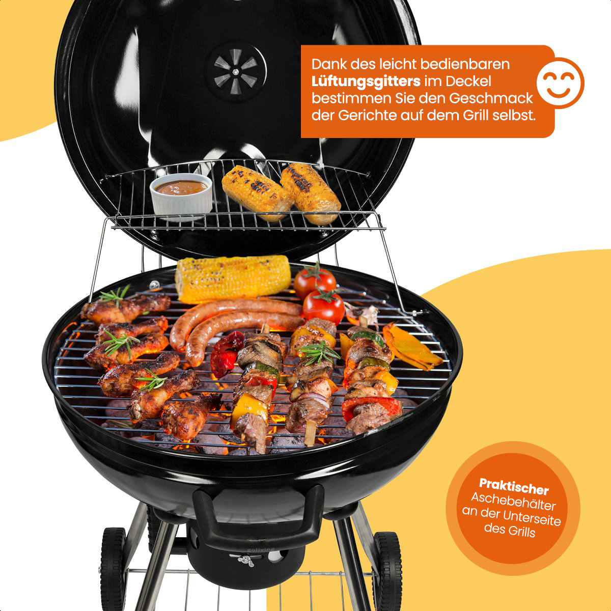 Ein schwarzer Grill mit Essen, das darauf zubereitet wird, darunter Würstchen, Gemüse und Maiskolben.