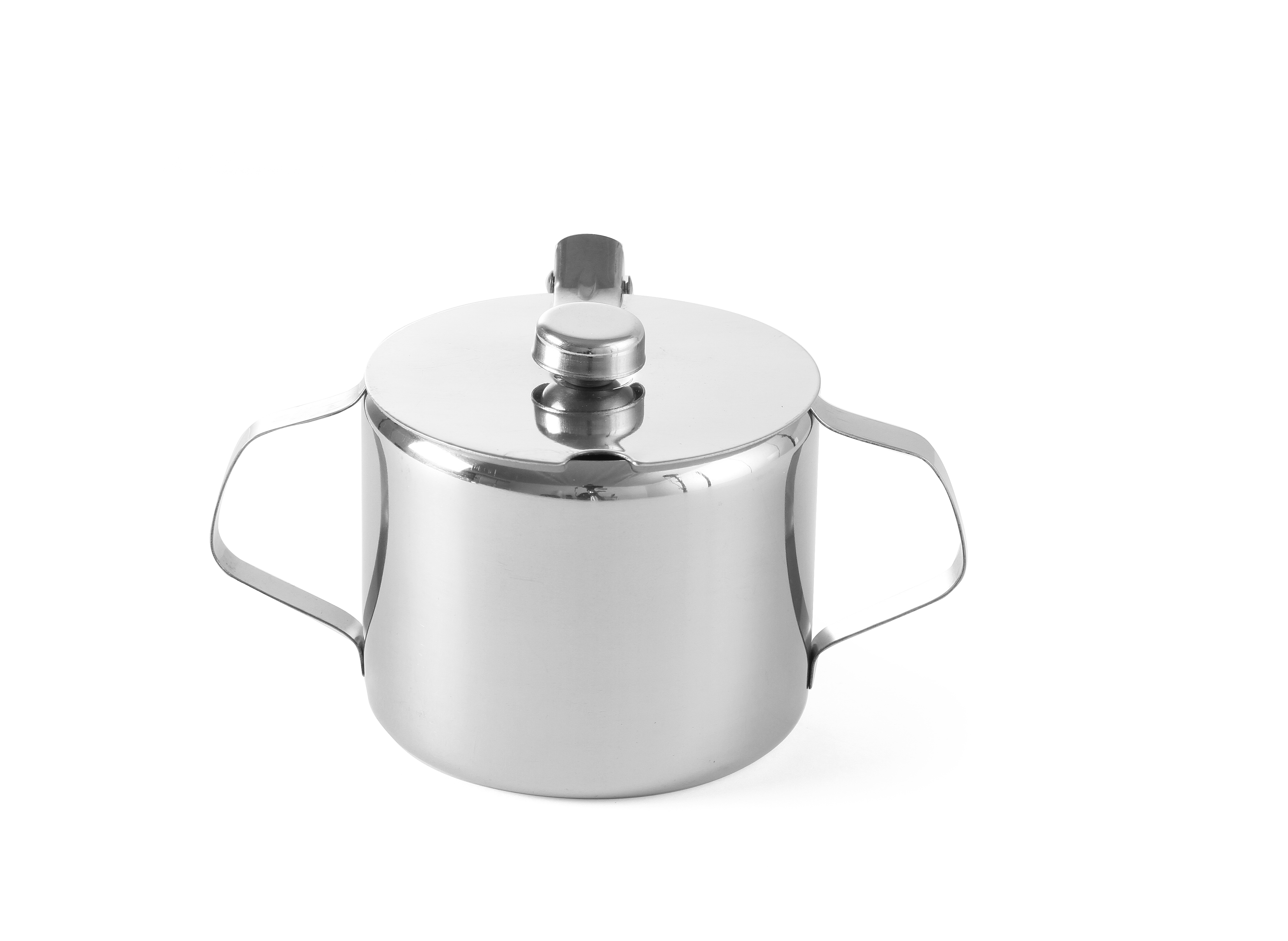 Zuccheriera in acciaio inox con coperchio e due manici, isolata su sfondo bianco. Lucida.