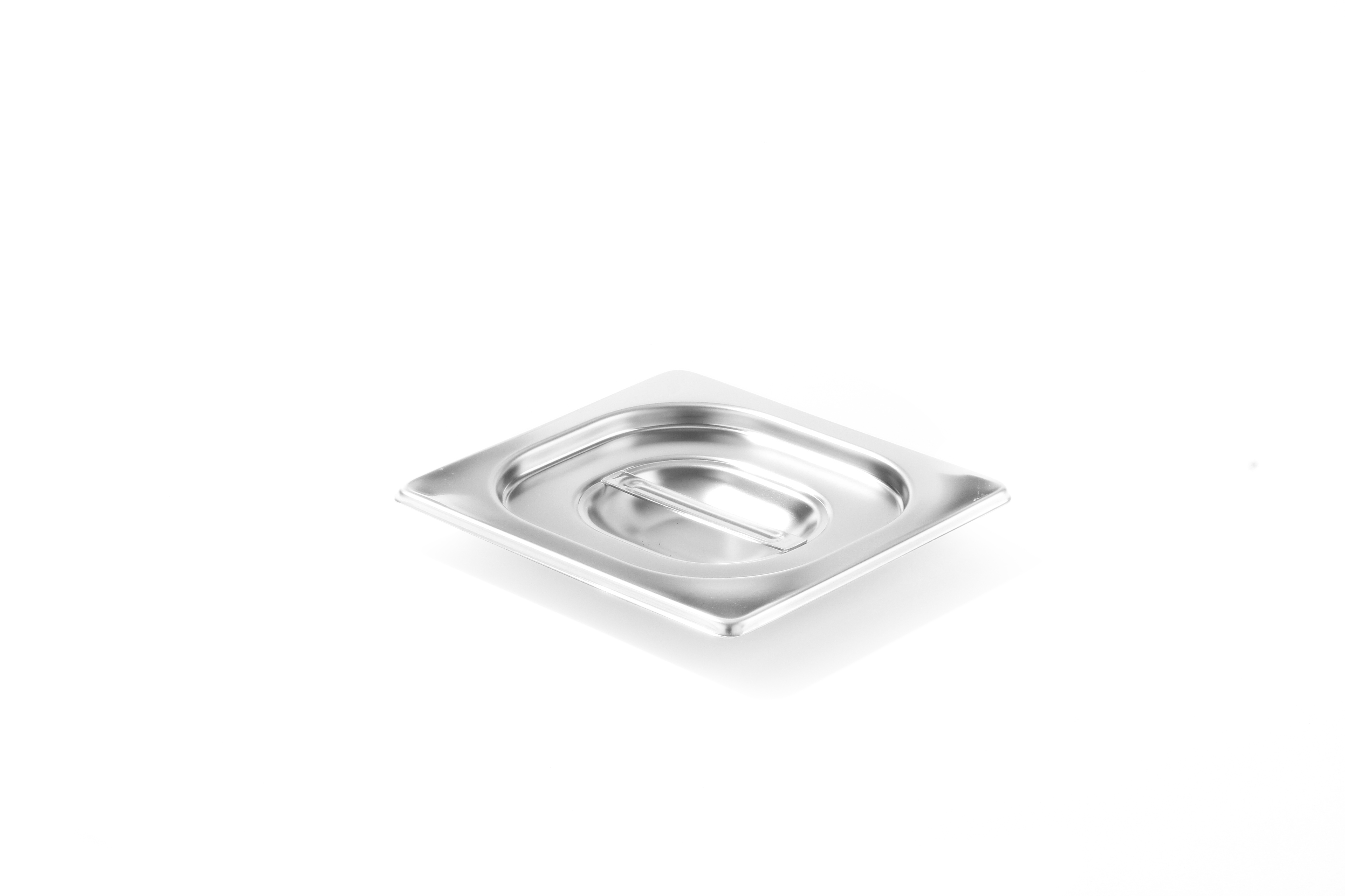 Teglia in acciaio inox con manico su sfondo bianco.