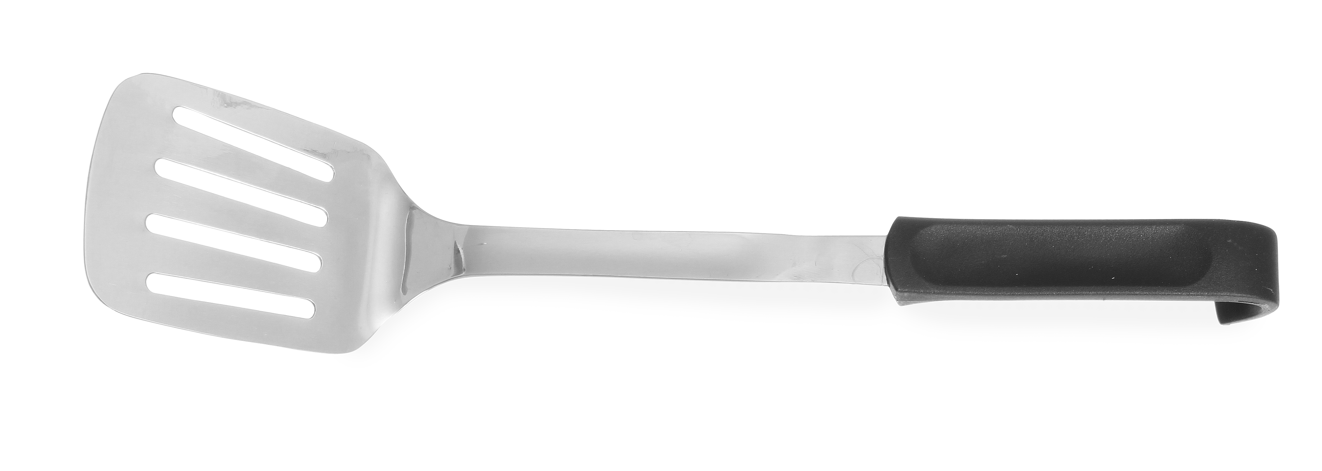 Una spatola in acciaio inossidabile con manico nero. Sfondo bianco.