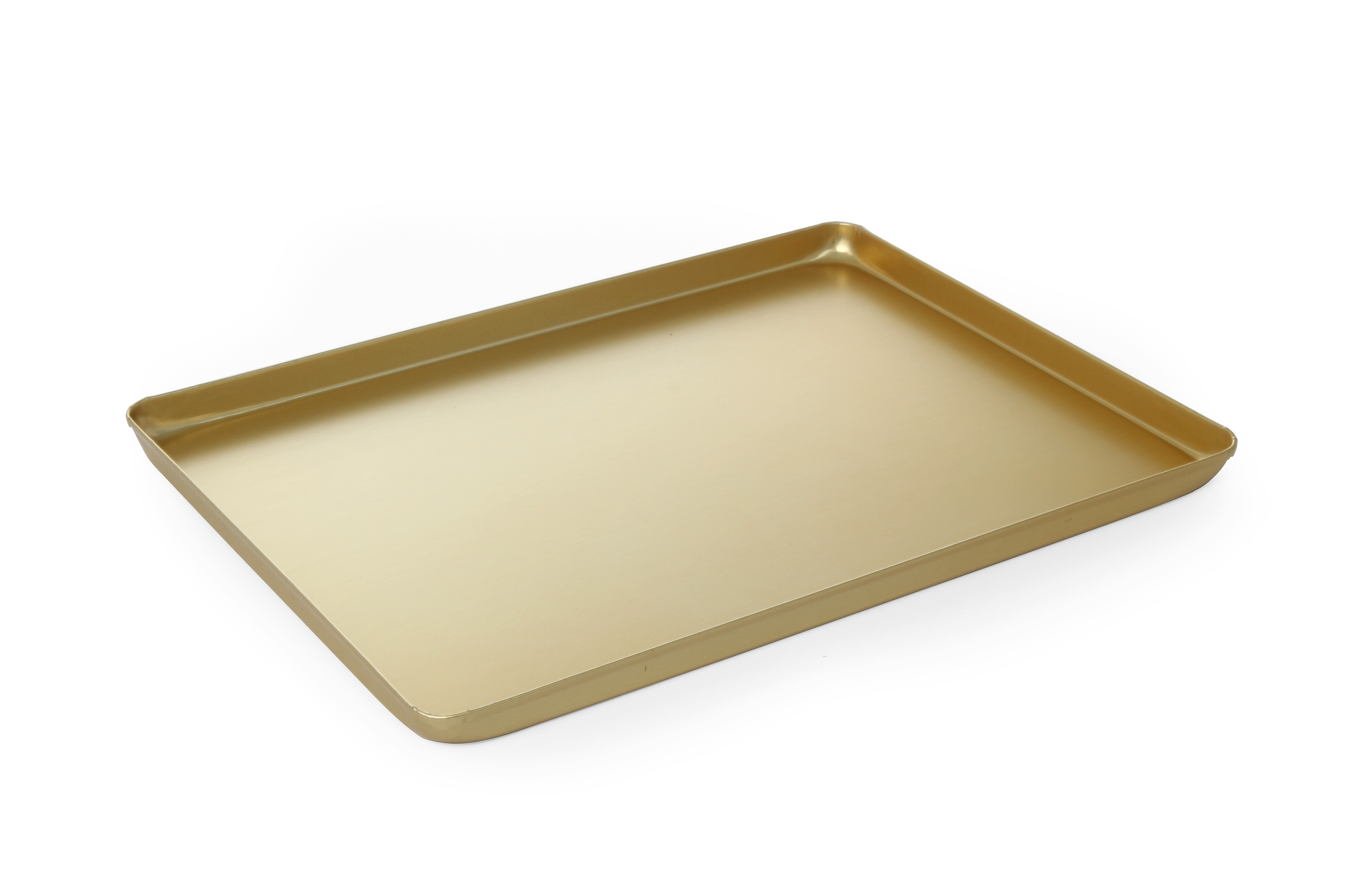 Un vassoio rettangolare color oro. È su sfondo bianco.