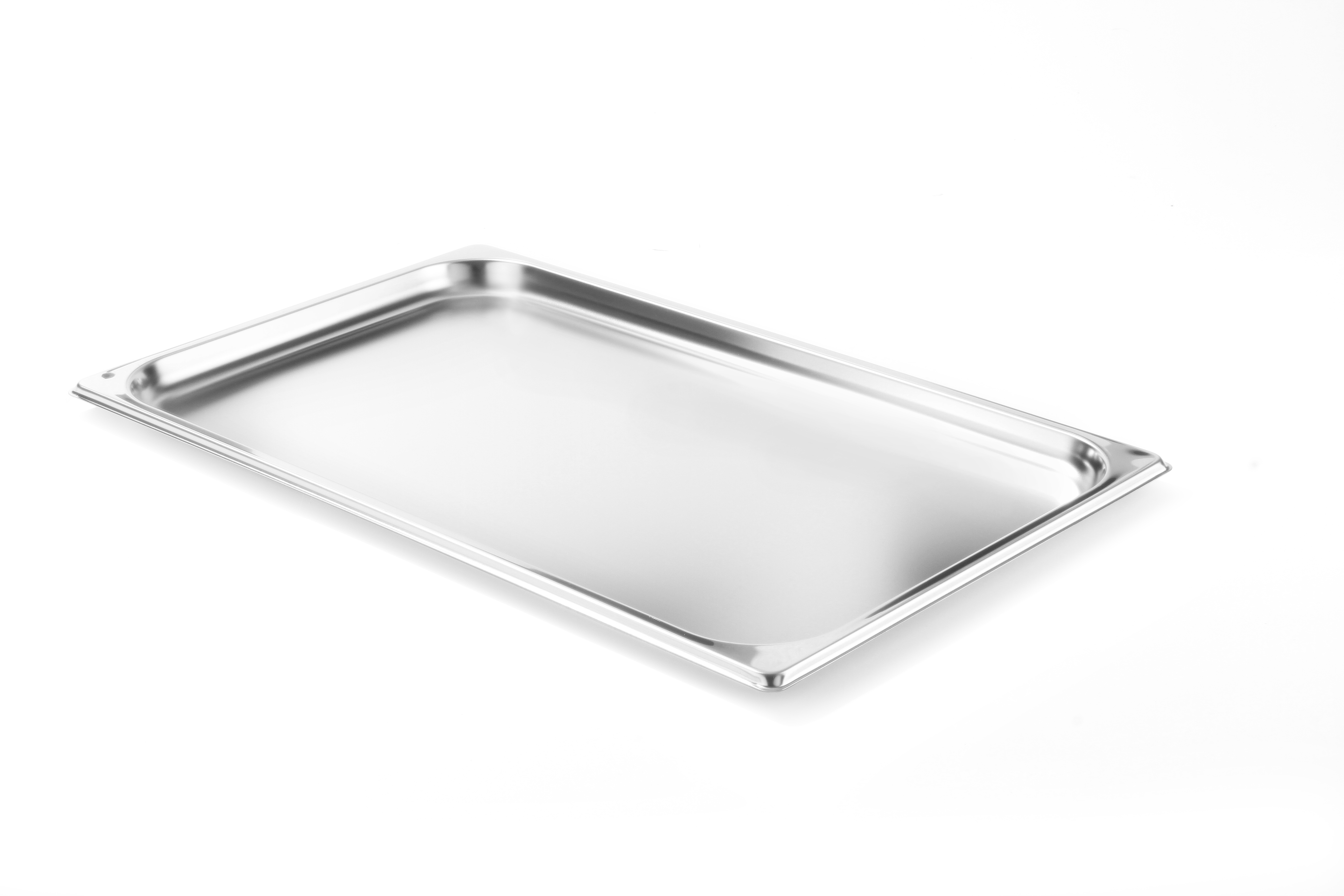 Vassoio rettangolare argentato su sfondo bianco, design semplice.