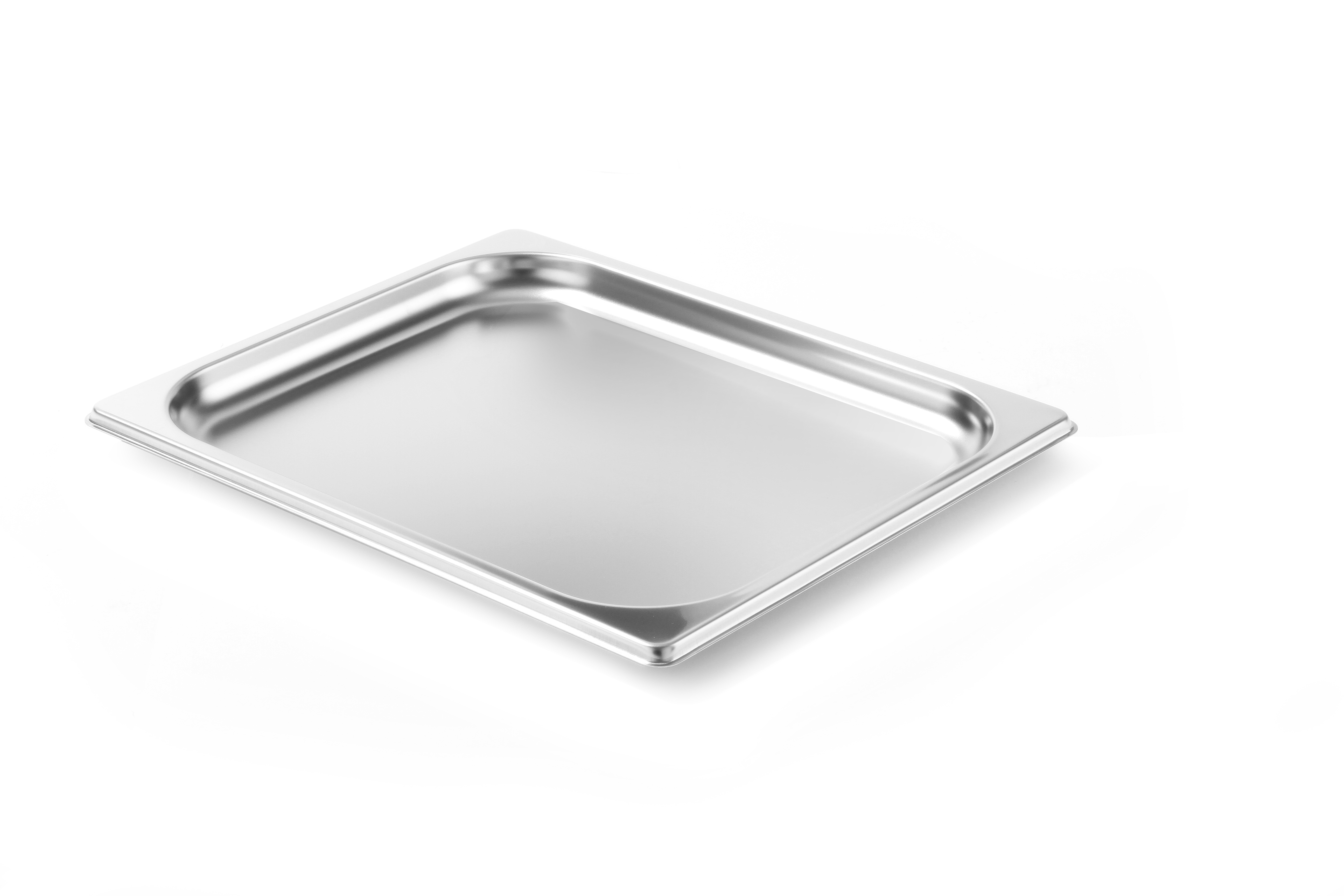 Un vassoio rettangolare in acciaio inox. Sfondo bianco.