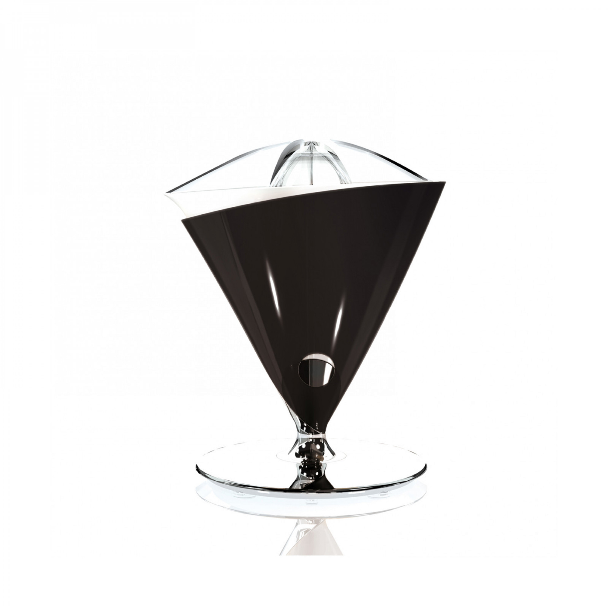 Uno spremiagrumi nero con base in vetro e cromo. Ha una forma a diamante.