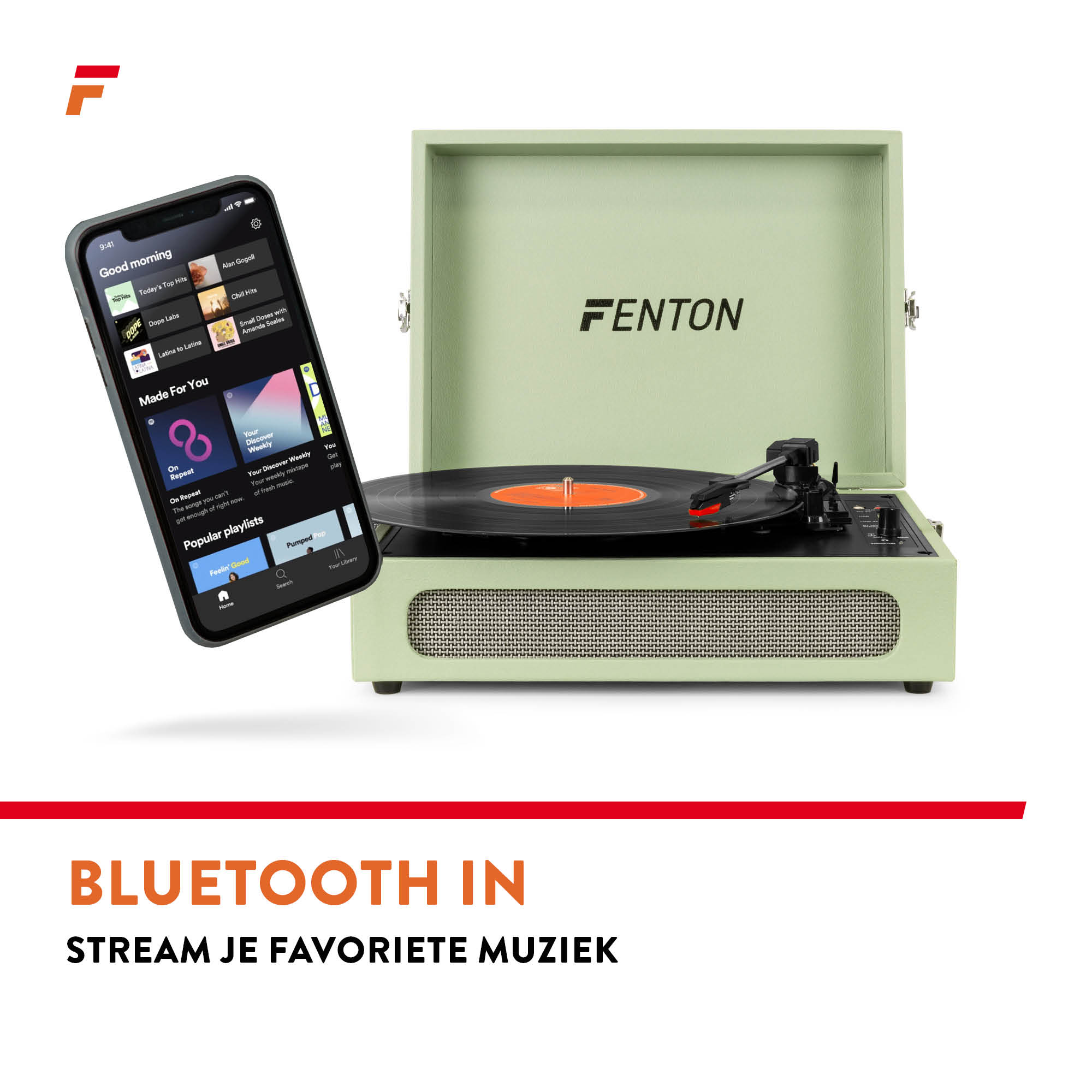 Un tocadiscos verde está junto a un teléfono que muestra una aplicación de música. El texto es 'BLUETOOTH IN' y 'STREAM JE FAVORITE MUZIEK'.