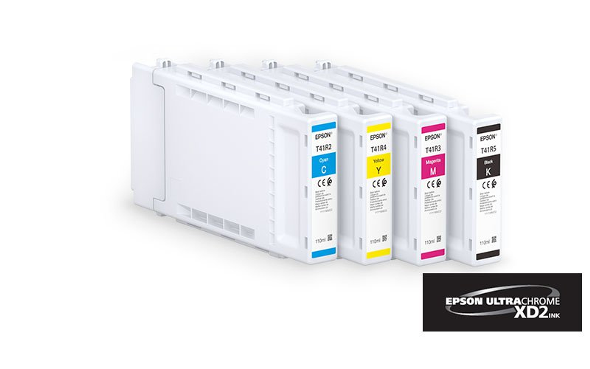 Vier Epson UltraChrome XD2 Tintenpatronen: Cyan, Gelb, Magenta und Schwarz, auf Weiß.