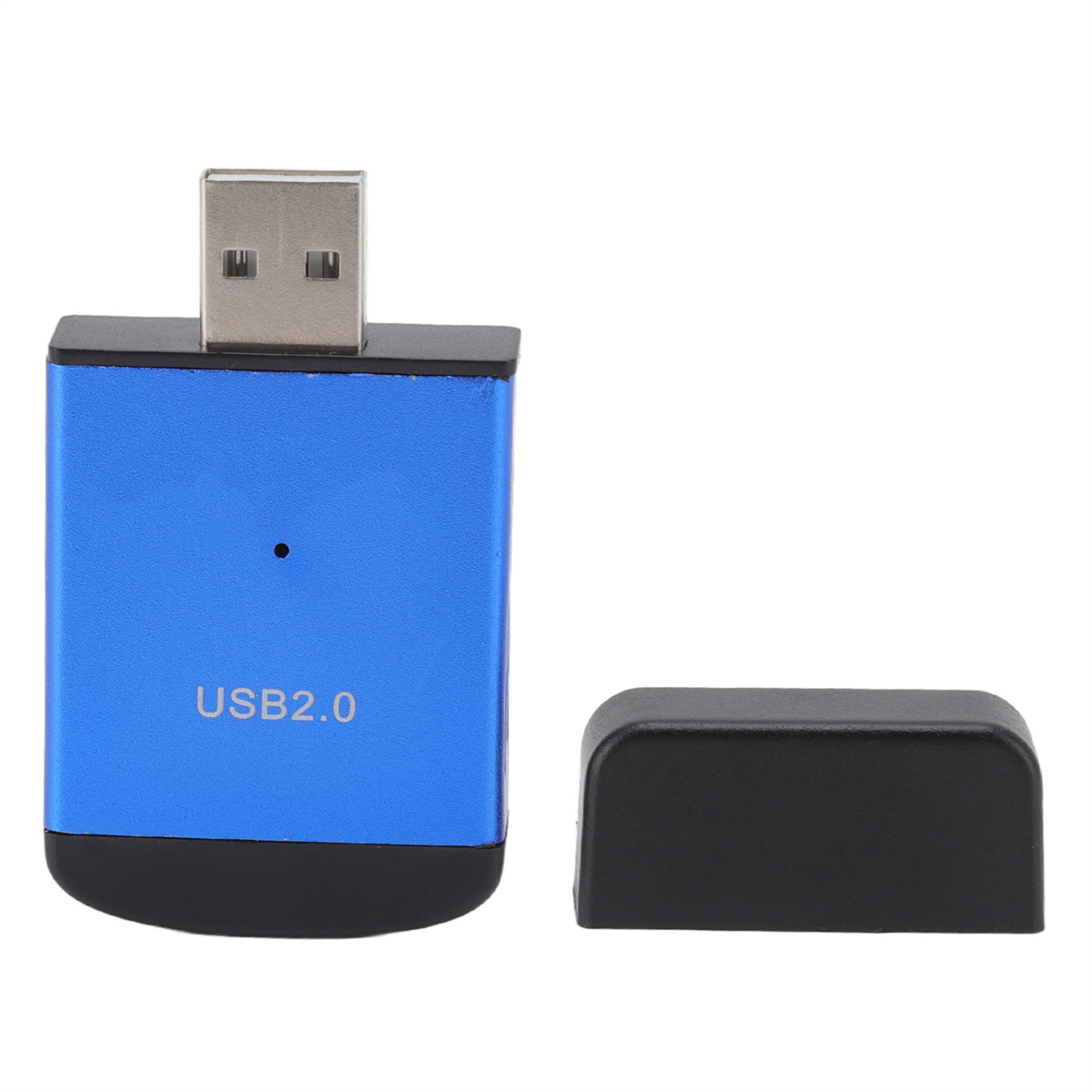 Blauer USB 2.0-Stick neben schwarzer Kappe. Der Stick hat einen USB-Anschluss.