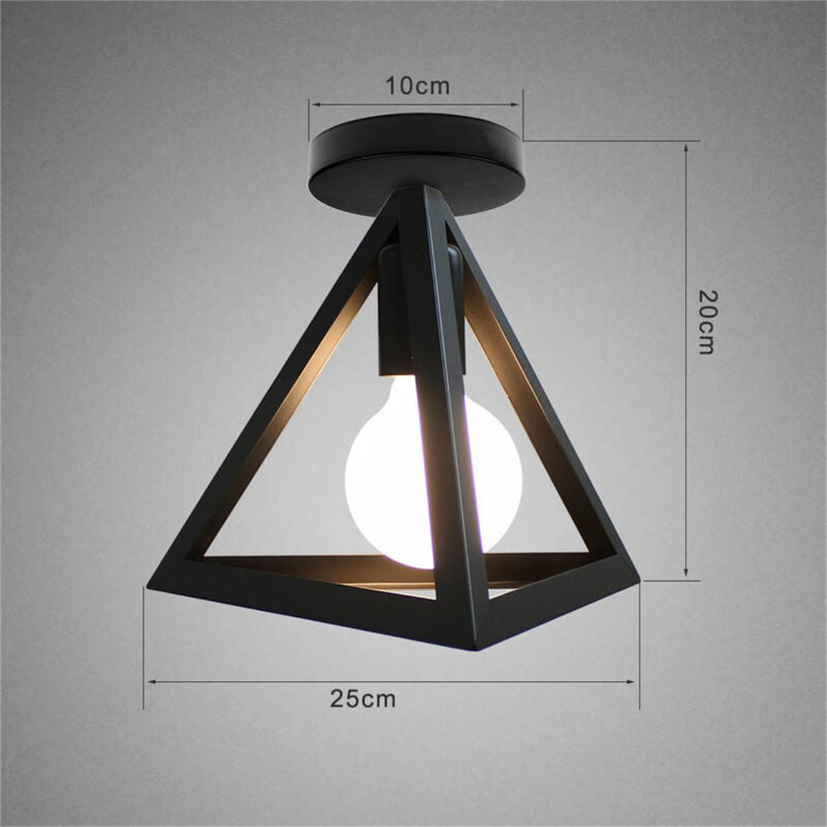 Schwarze Deckenleuchte mit geometrischem Design. Es ist eine schwarze Dreiecksform mit einer Glühbirne.