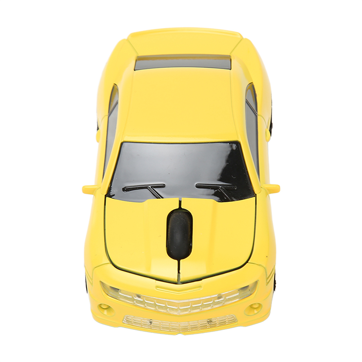 Gelbes Spielzeugauto in Draufsicht. Es hat eine schwarze Windschutzscheibe und eine schwarze Maus vorne.