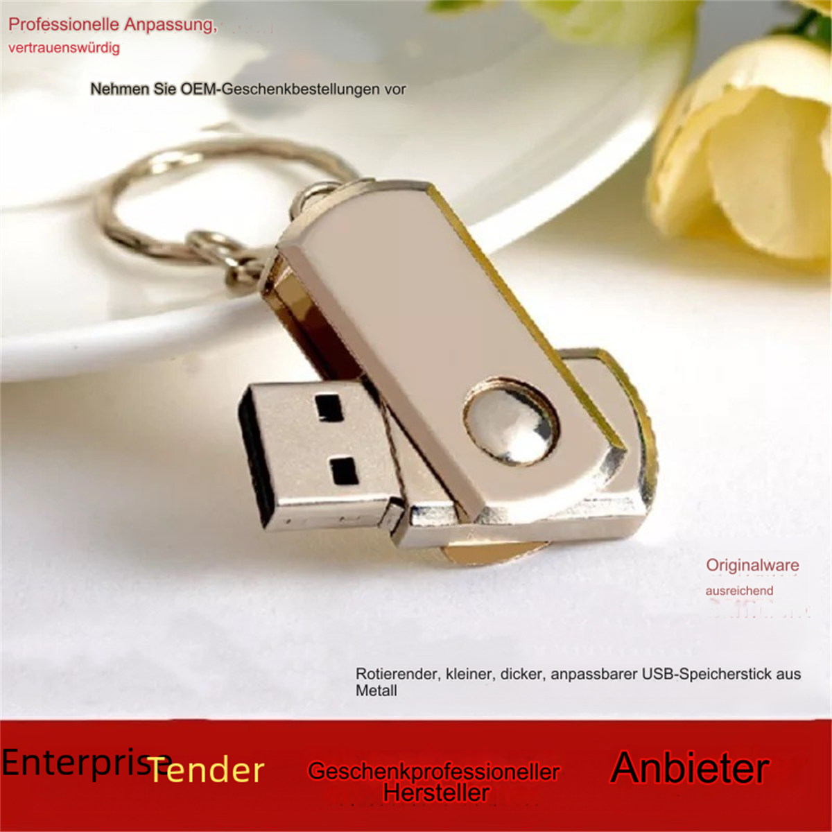 Silberner USB-Stick an einem Schlüsselanhänger, mit Text auf Deutsch und Englisch, und dem Wort "Anbieter".