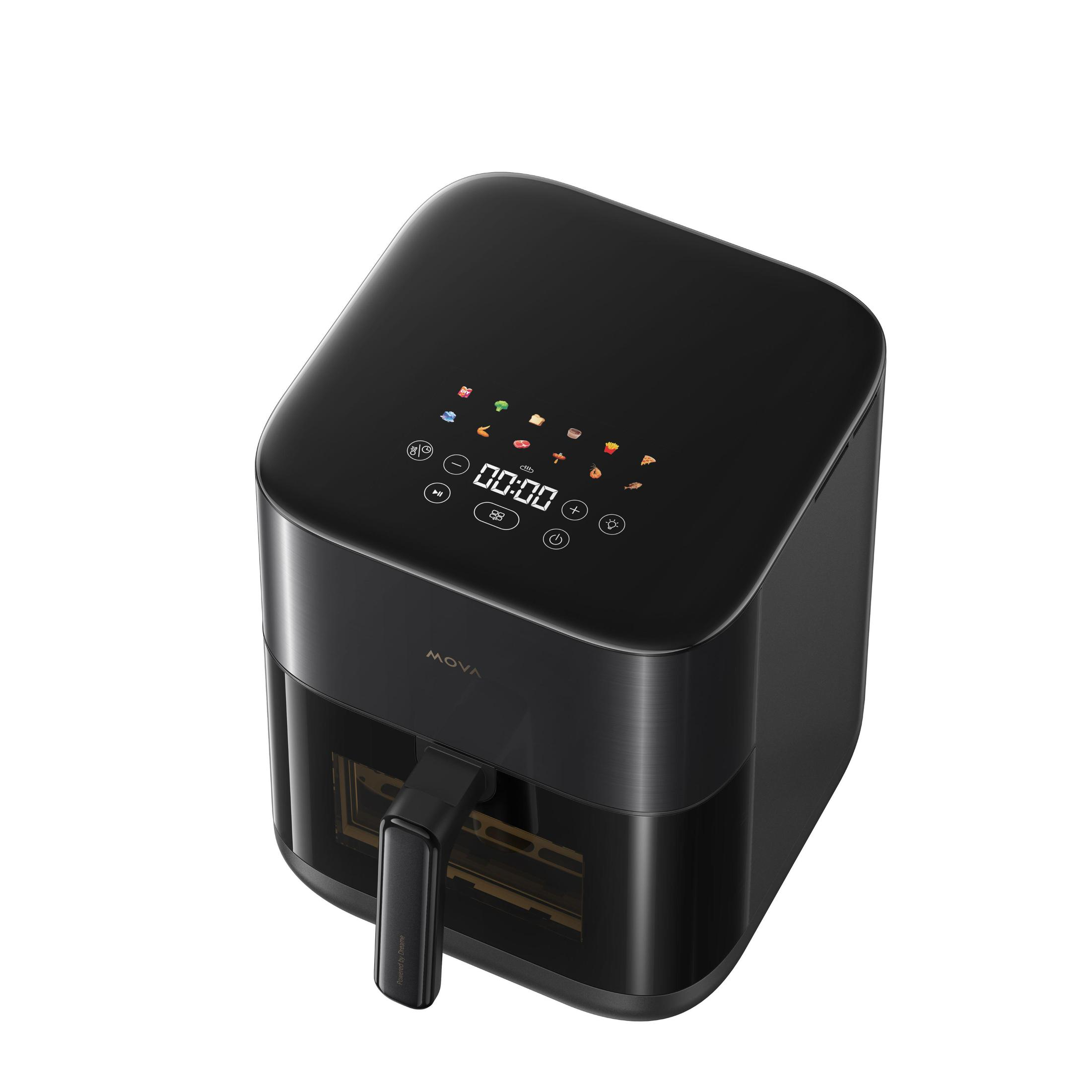 Czarna frytkownica powietrzna. Na górze wyświetlacz cyfrowy z ikonami i uchwyt. Marka to MOVA.