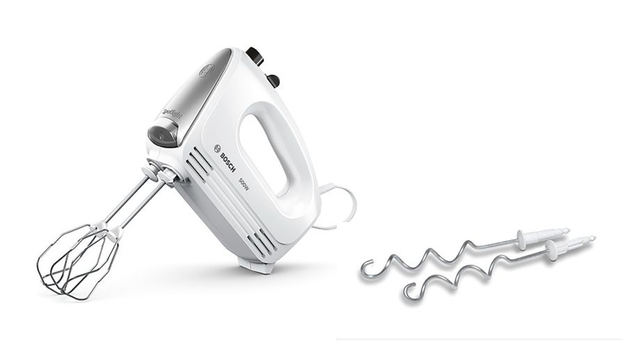 Weißer elektrischer Mixer mit zwei Rührbesen, auf weißer Oberfläche platziert.