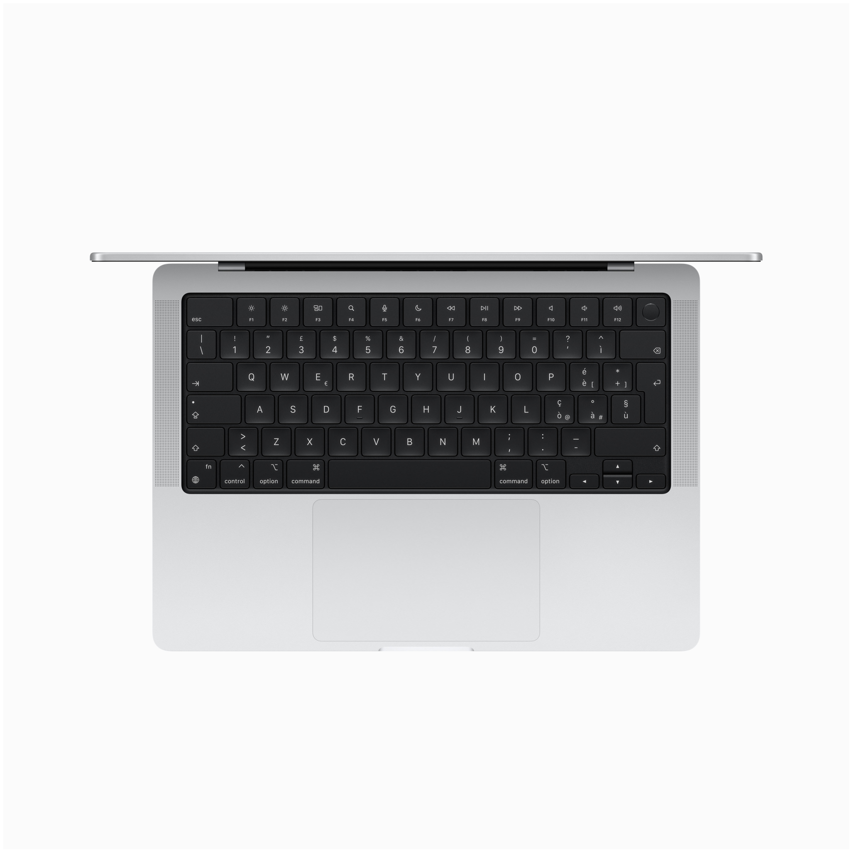 Silberner Laptop, offen. Draufsicht auf Tastatur und Trackpad. Marke Apple.