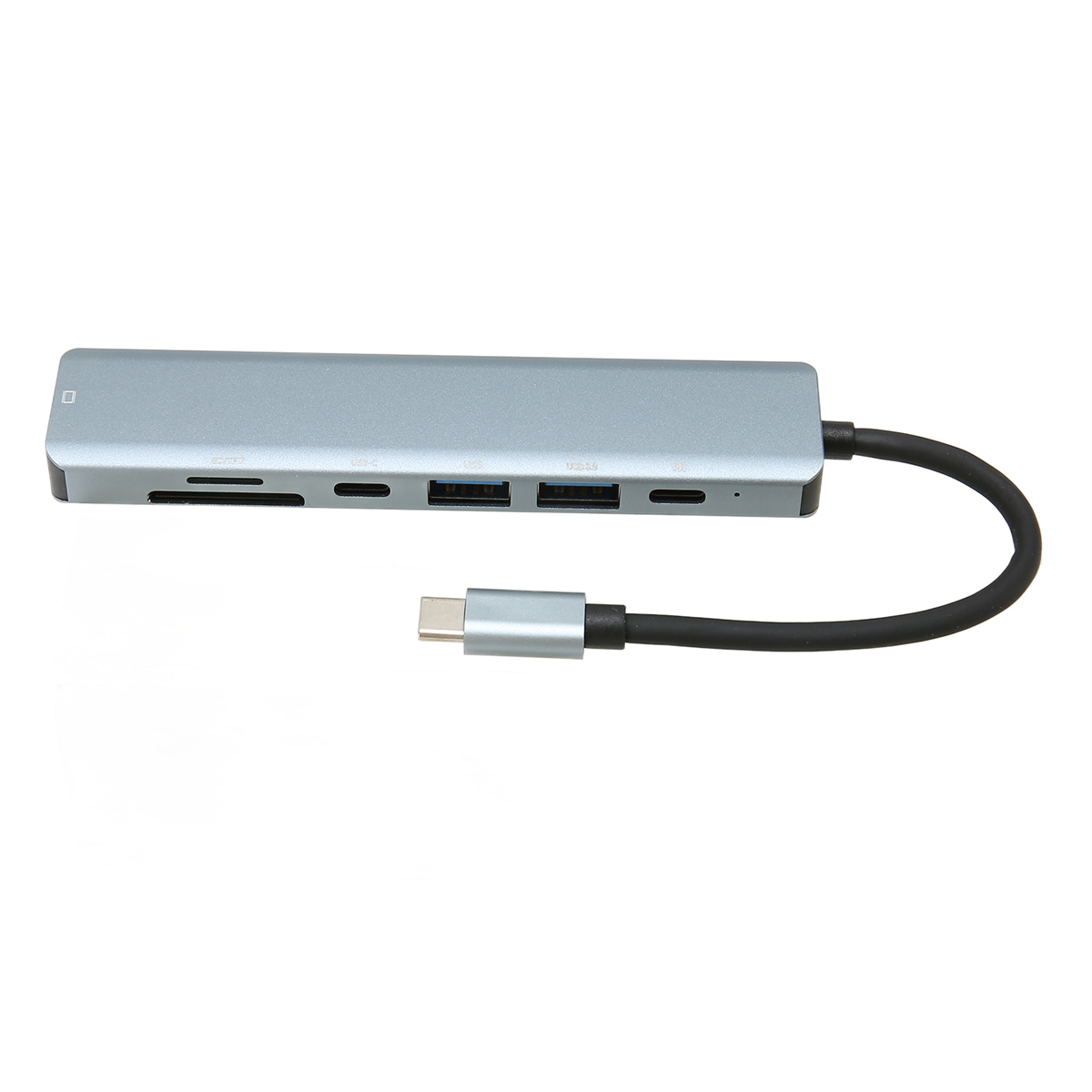 Ein silberner USB-Hub mit mehreren Anschlüssen. Weißer Hintergrund.