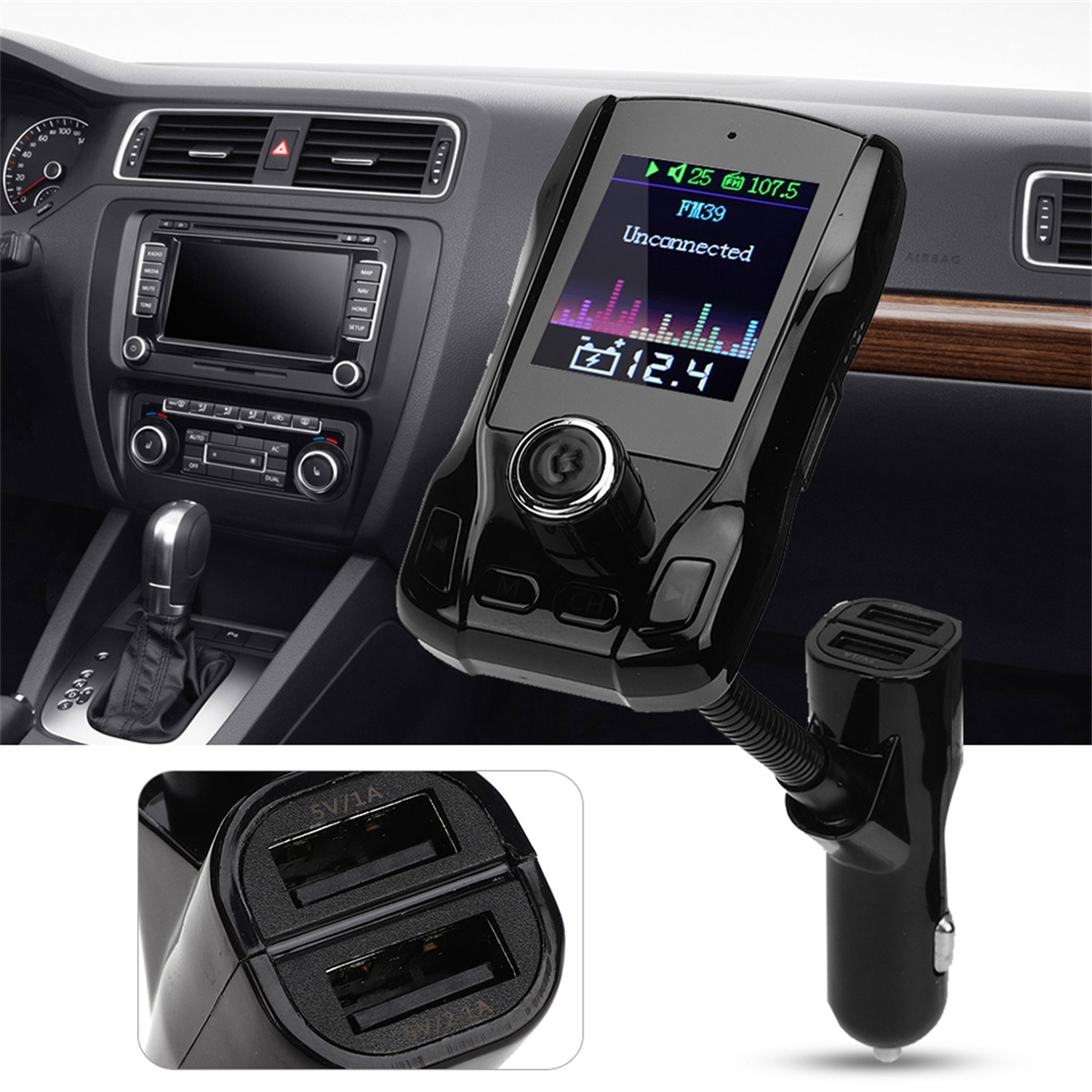 Auto-FM-Sender in der Konsole mit Ladeanschlüssen und Display.