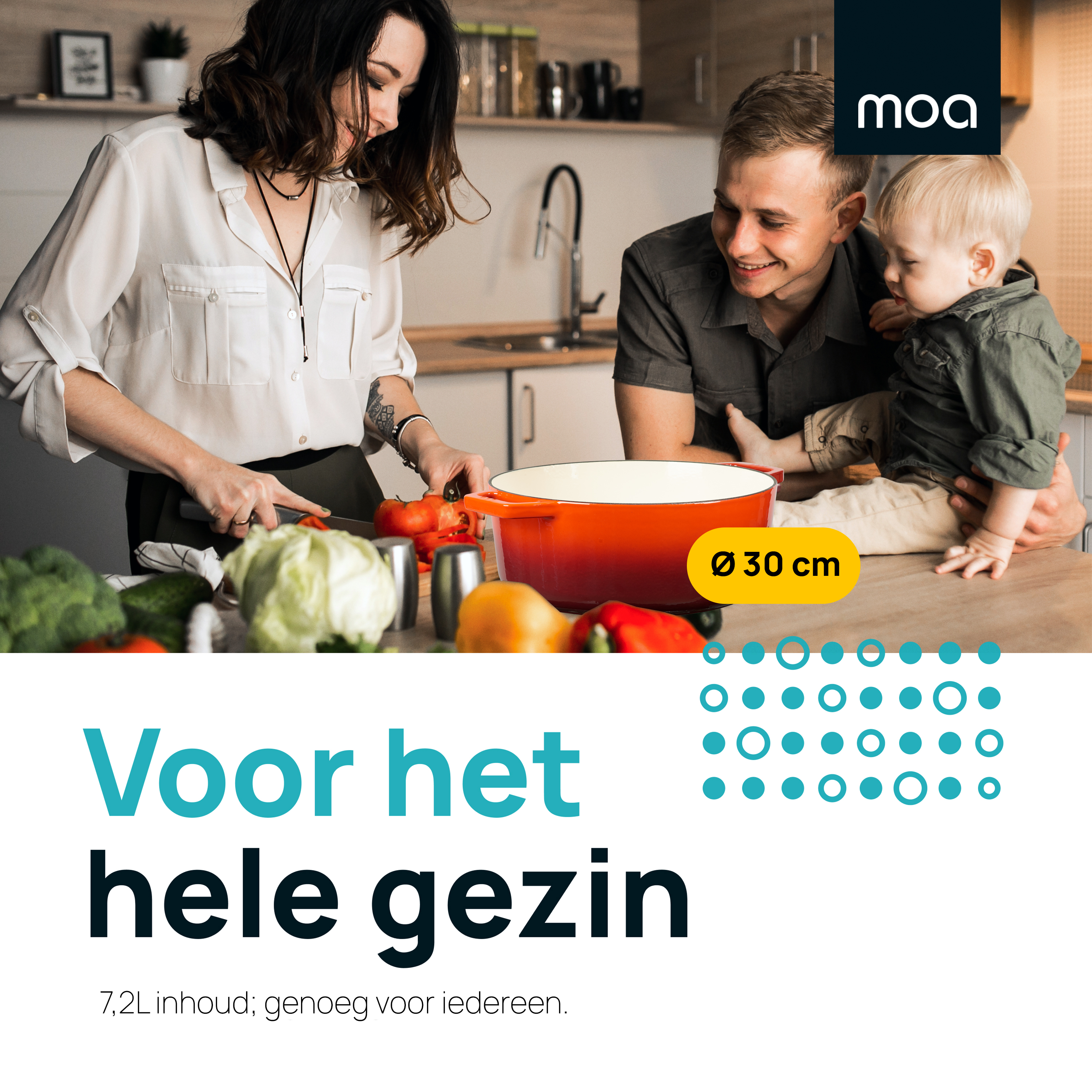 Familie kookt in de keuken. Vrouw snijdt groenten. Tekst: Voor het hele gezin. Oranje pot op tafel.