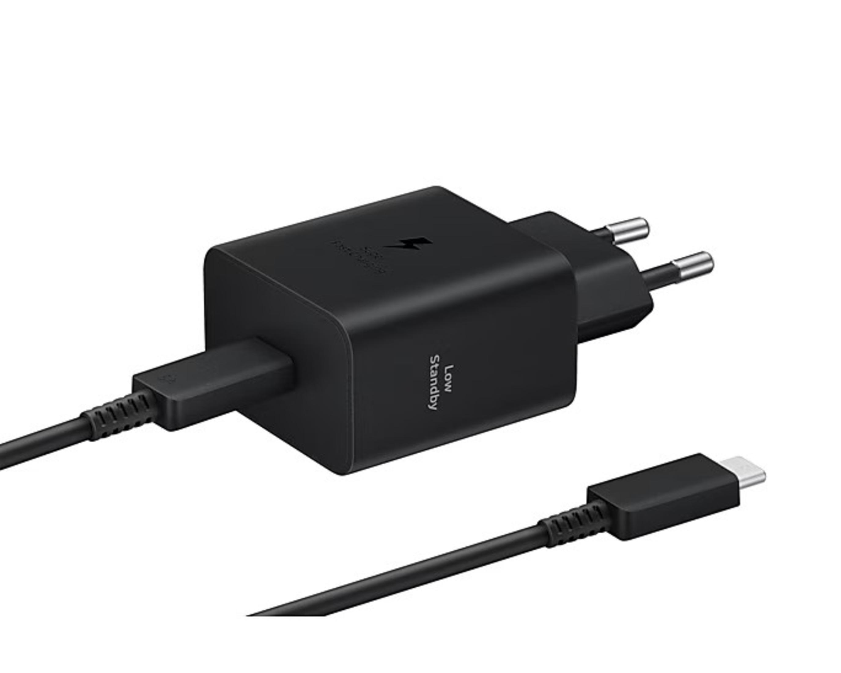 Cargador negro con cable, etiquetado como Carga Super Rápida y Bajo Consumo. Cable con conector USB-C.