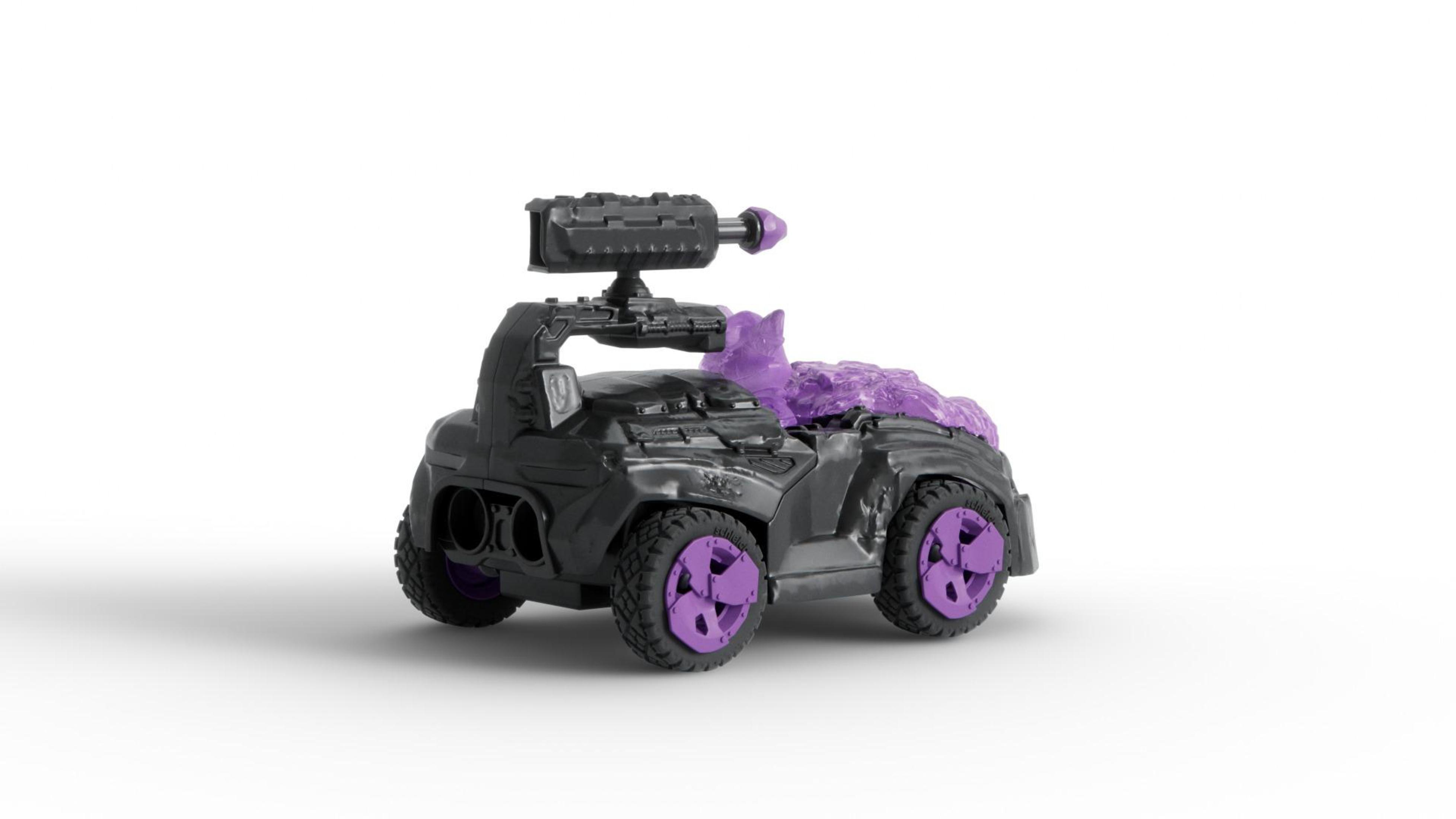 Macchina giocattolo nera con ruote viola e roba viola sopra, isolata su bianco.