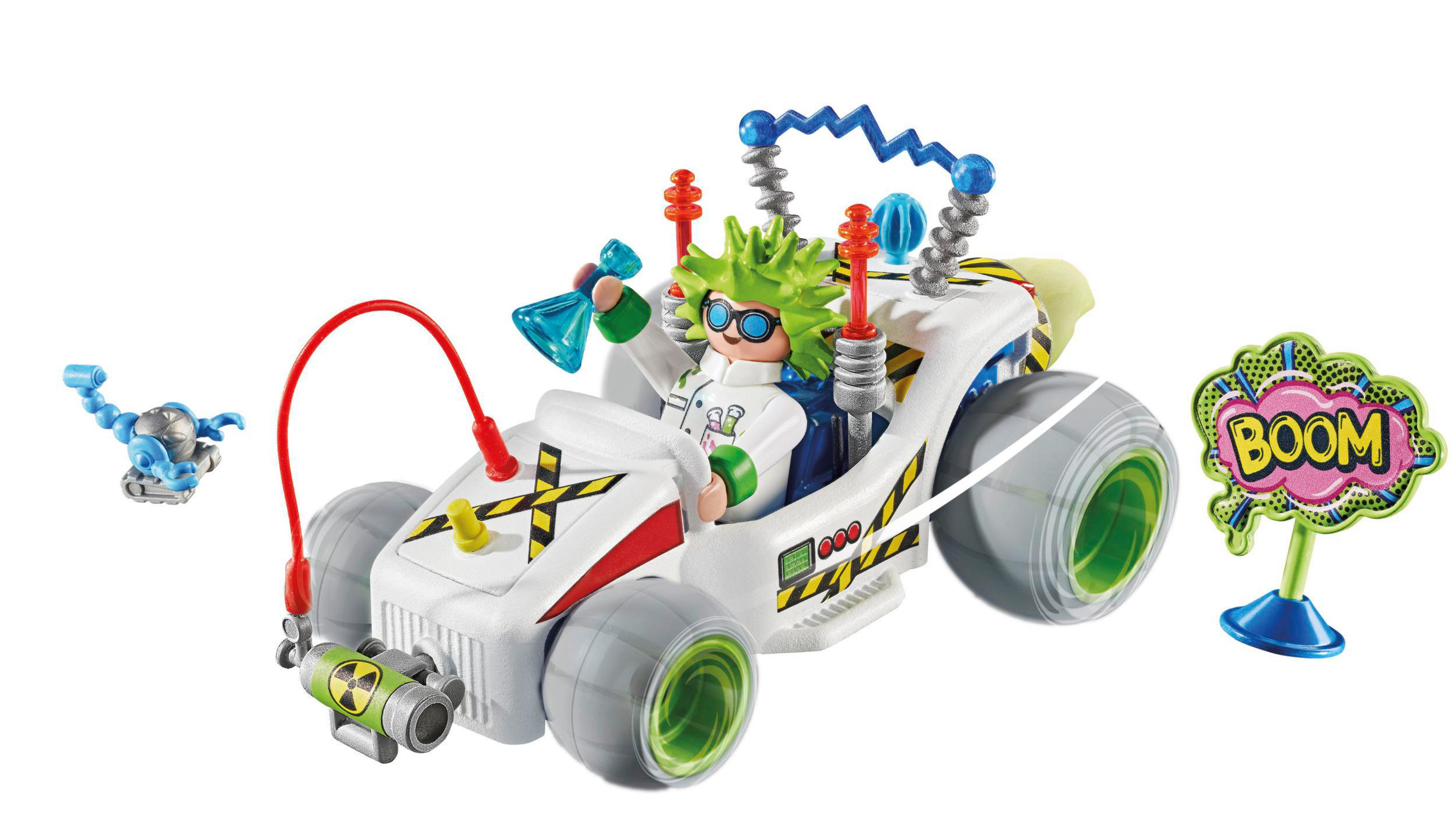 Uno scienziato giocattolo in un'auto bianca con un cartello 'BOOM' e un piccolo robot blu, il tutto su sfondo bianco.