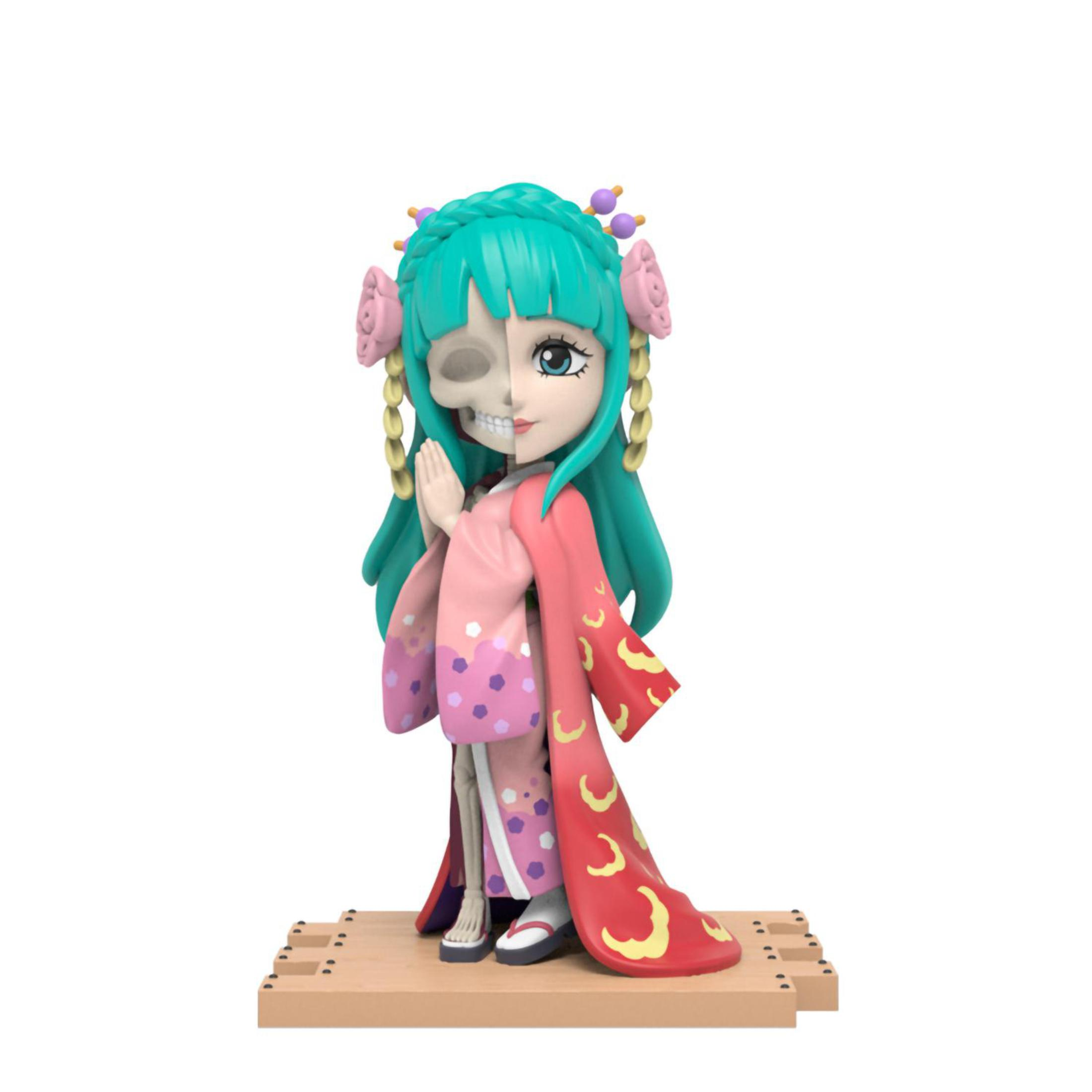 Figurka anime, w połowie ludzka, w połowie szkielet, w kimonie. Zielone włosy, różowa sukienka i podstawa.