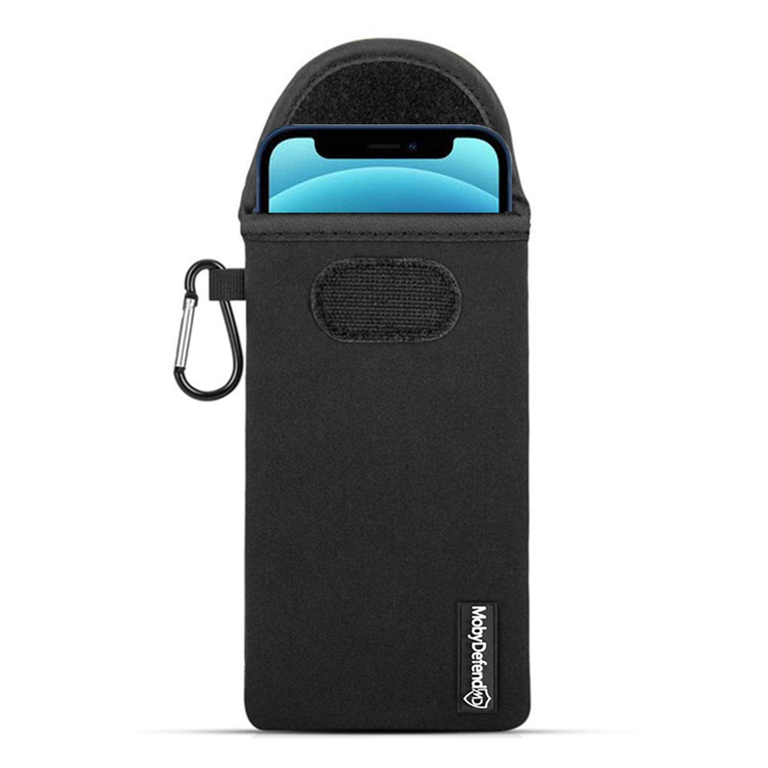 Zwarte telefoonhoes met een telefoon erin. Het telefoonscherm is blauw. De hoes heeft een logo.