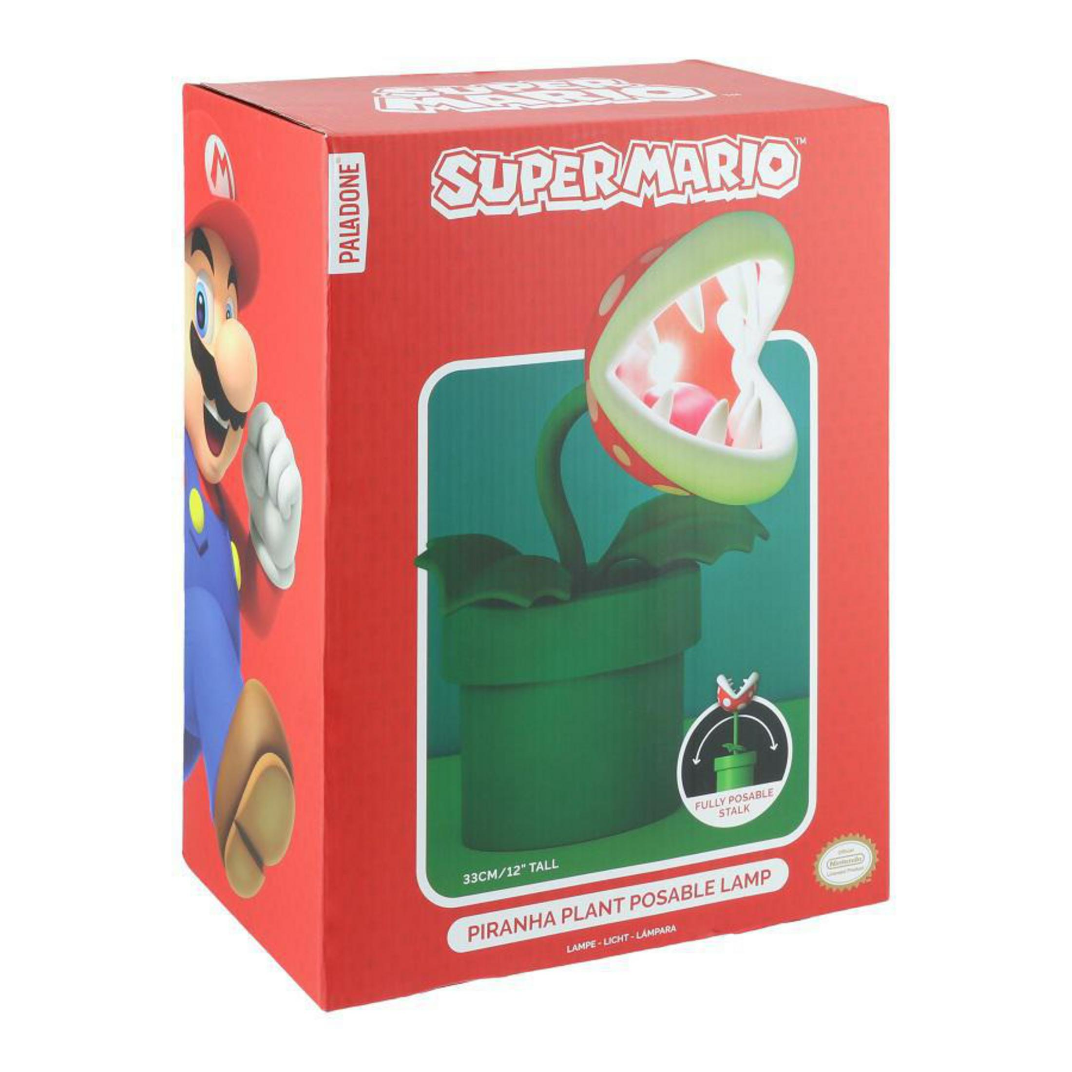 Czerwone pudełko lampy Super Mario z lampą Piranha Plant z przodu.