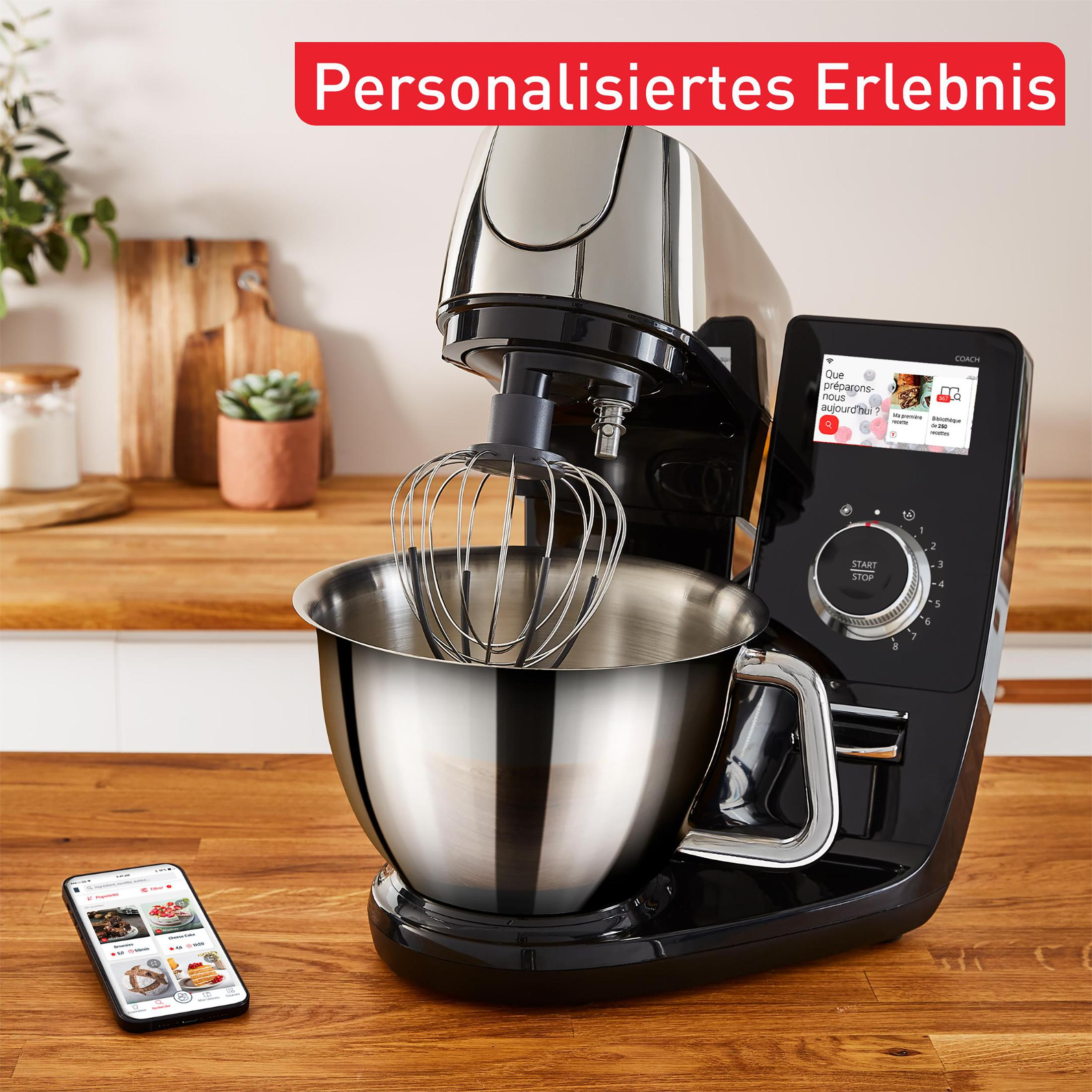 Küchengerät mit Display und Rührschüssel. Ein Telefon mit App daneben, mit Text 'Personalisiertes Erlebnis'.