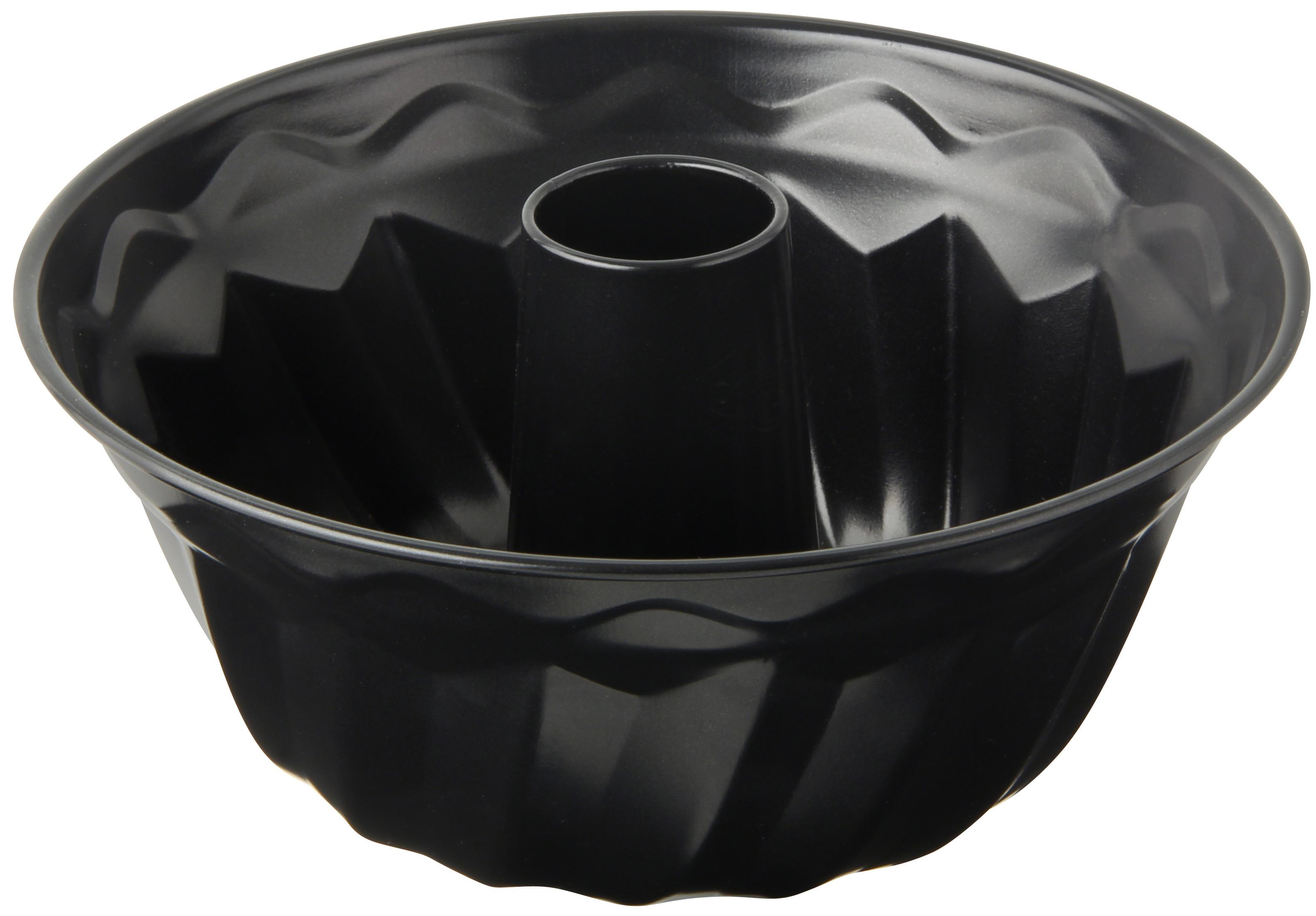 Eine schwarze Gugelhupf-Backform mit Mittelrohr und geriffelten Seiten auf weißem Hintergrund.