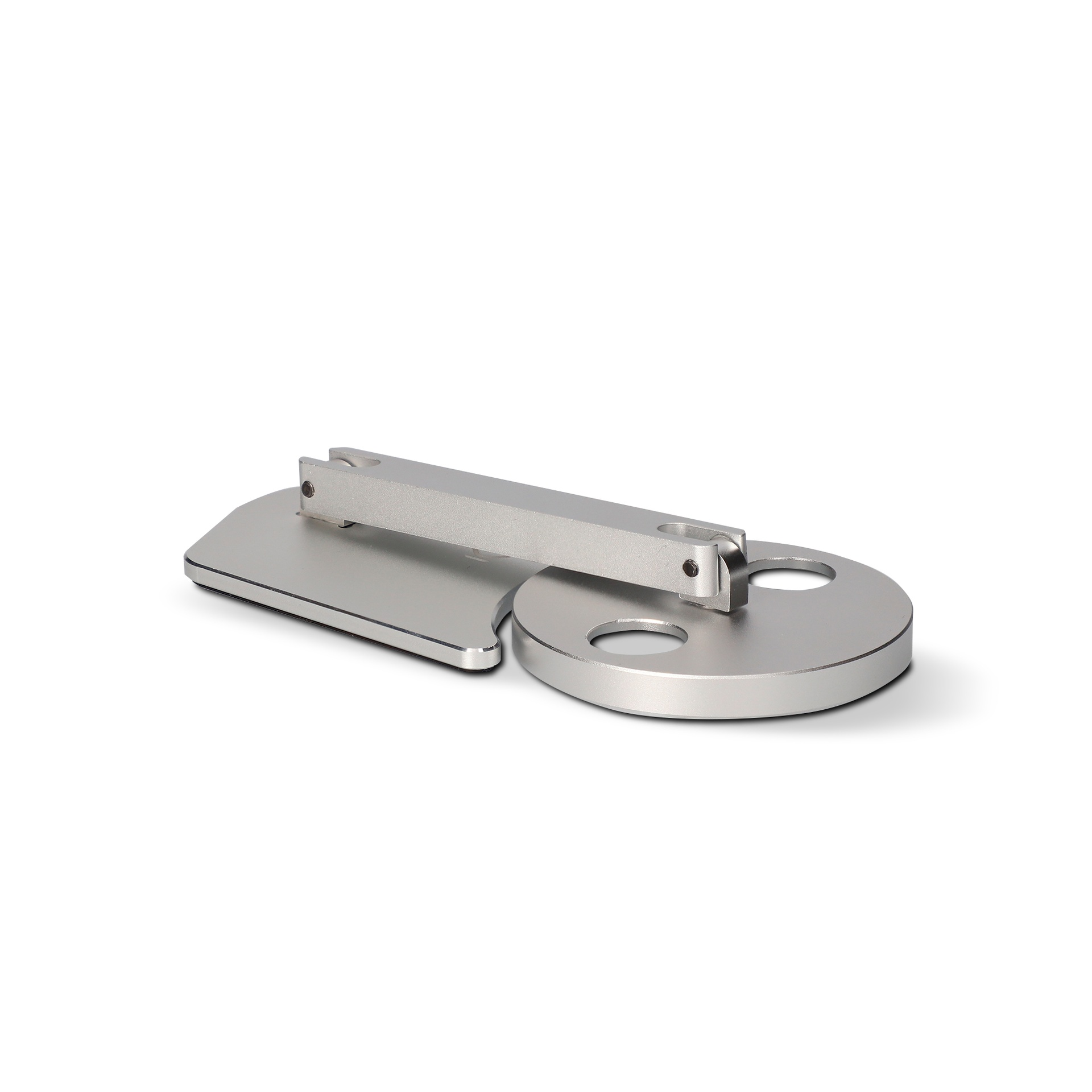 Soporte de aluminio plateado para portátil en dos partes, para un portátil. Fondo blanco.