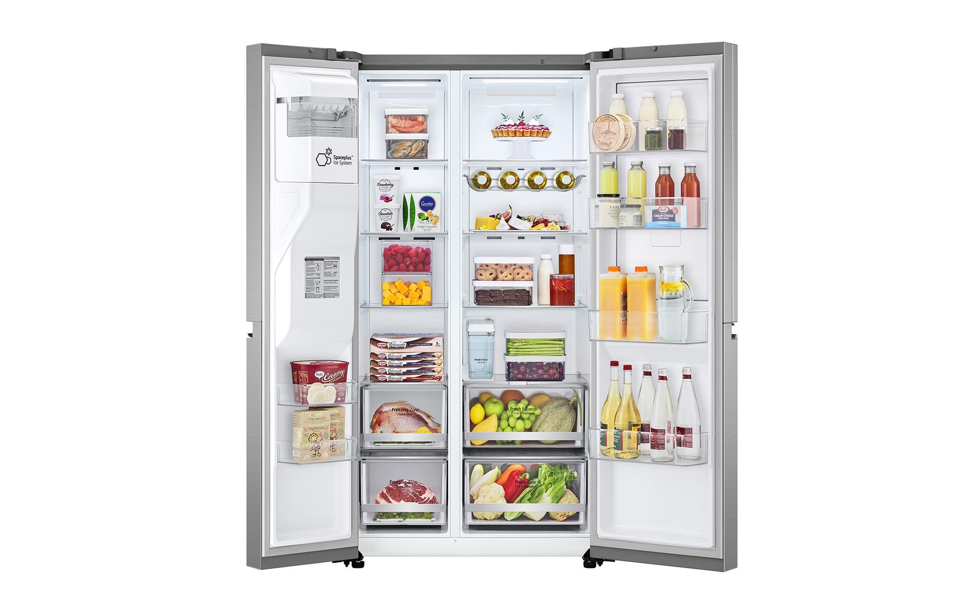 Frigorifero aperto con contenuto: frutta, bevande, verdure e altri alimenti, ordinatamente organizzati sugli scaffali.