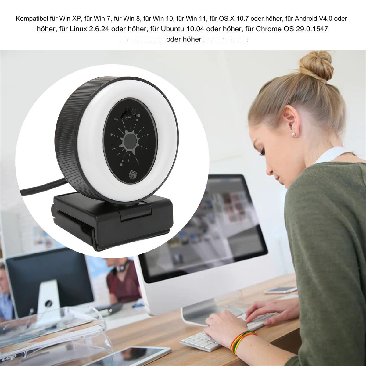 Eine Frau benutzt eine Webcam an einem Computer. Die Webcam befindet sich oben auf dem Monitor.