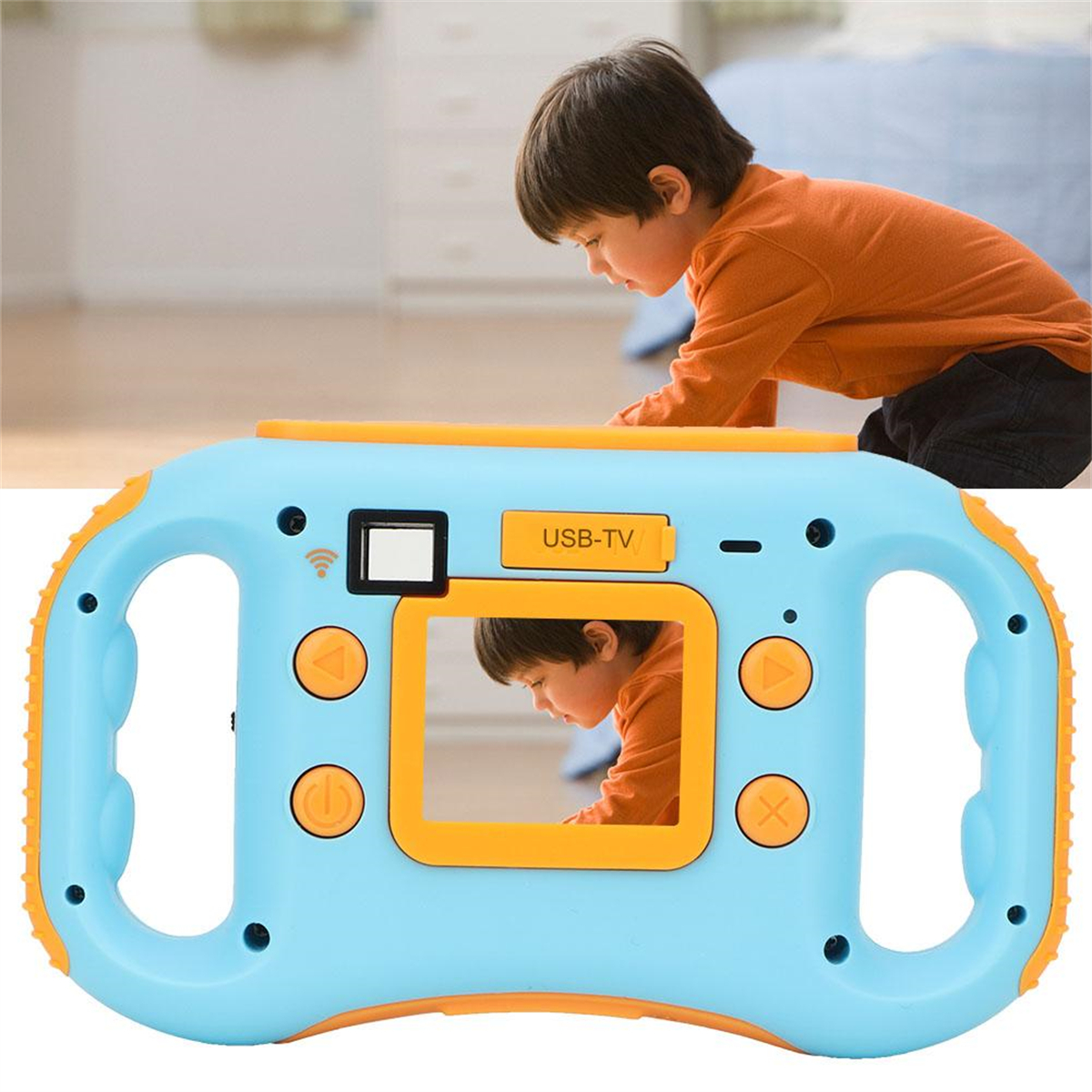 Ein Kind, das ein Tablet benutzt. Das Tablet zeigt ein Bild des Kindes.