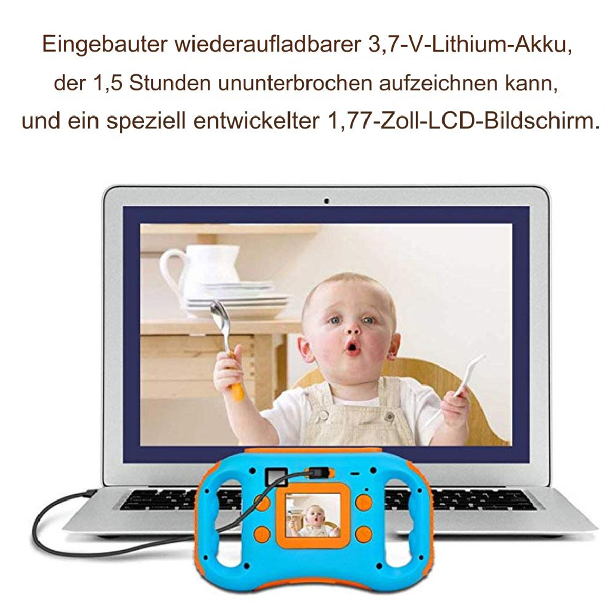 Blaue und orangefarbene Digitalkamera für Kinder, die mit einem Laptop verbunden ist. Ein Foto eines Babys ist auf dem Bildschirm.
