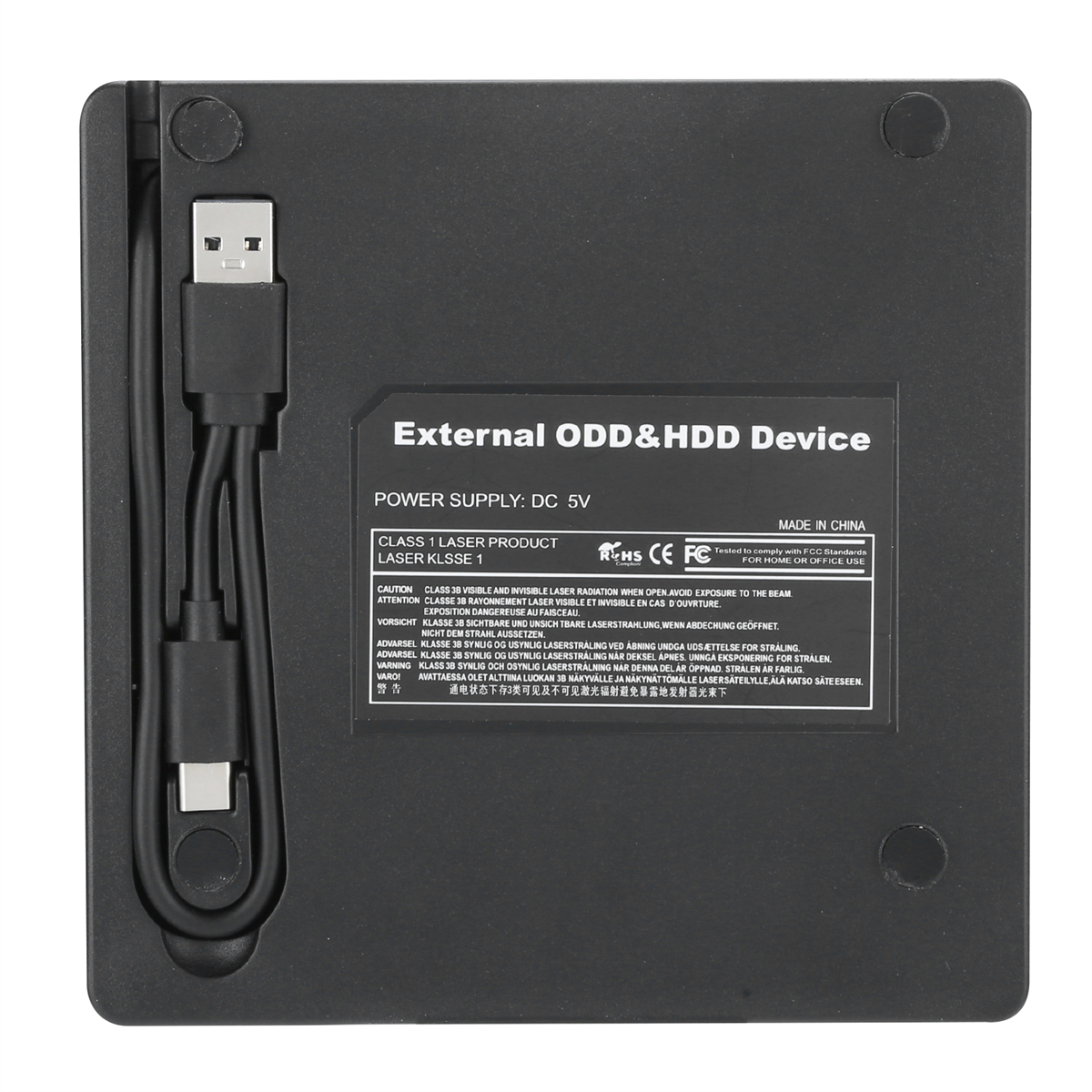 Schwarzes externes Festplattengehäuse mit einem USB-Kabel. Text auf dem Gerät.