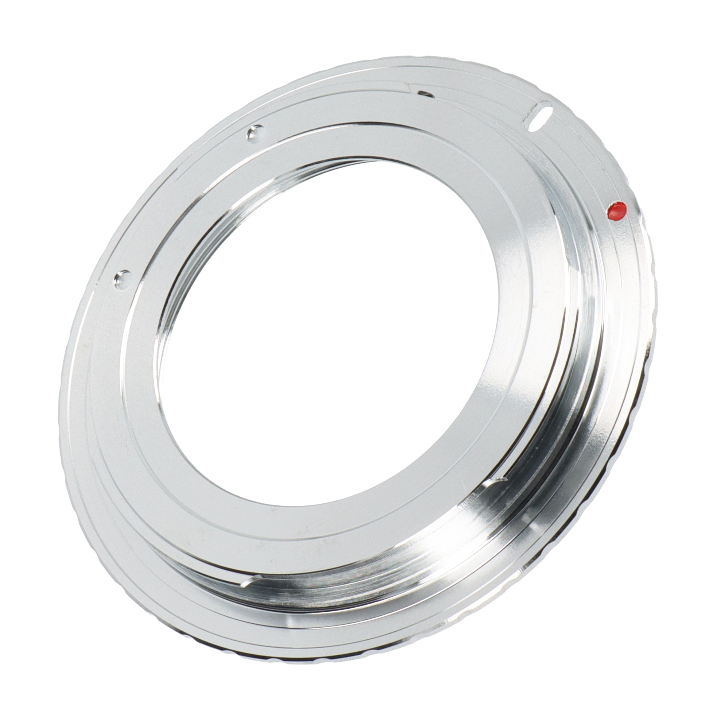 Ein silberner metallischer Objektivadapter mit rotem Punkt und kreisförmigem Design.