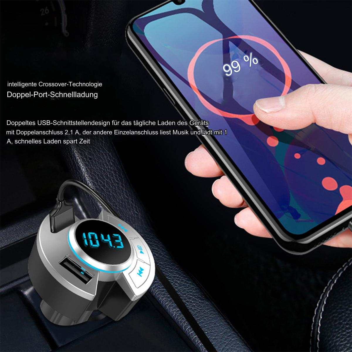 Schwarzes Autoladegerät mit ladendem Telefon, 99% Akku, im Konsolenbereich des Autos.