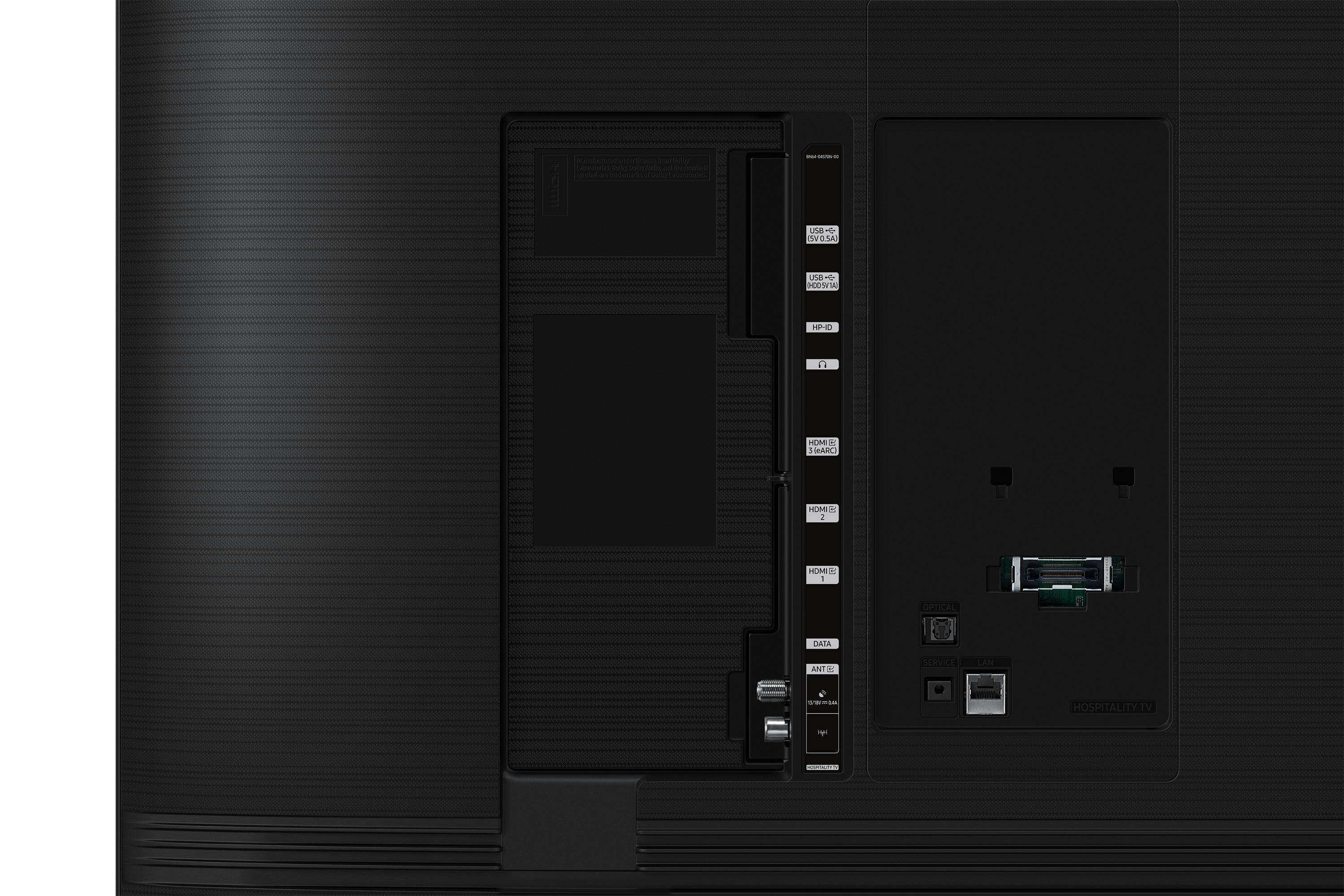 Widok z tyłu czarnego telewizora z portami połączeniowymi, w tym HDMI, USB i portem sieciowym.