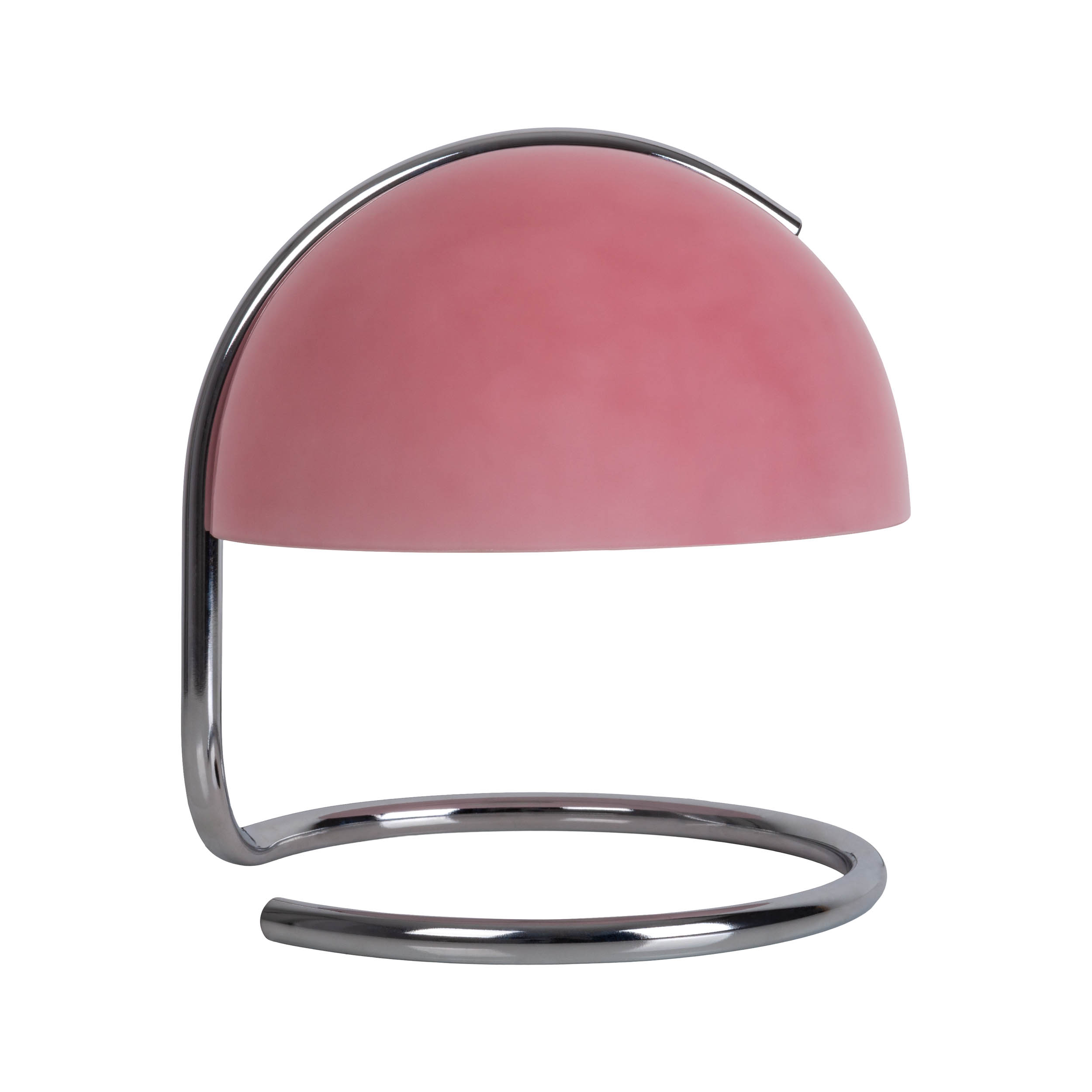 Rosafarbene, kuppelförmige Lampe mit silbernem Rahmen. Weißer Hintergrund.
