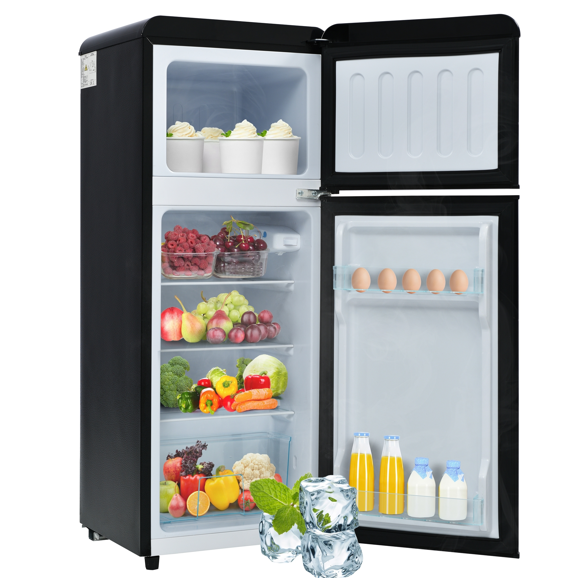 Ein schwarzer Kühlschrank mit geöffneten Türen. Im Inneren befinden sich Lebensmittel wie Eier und Saft.